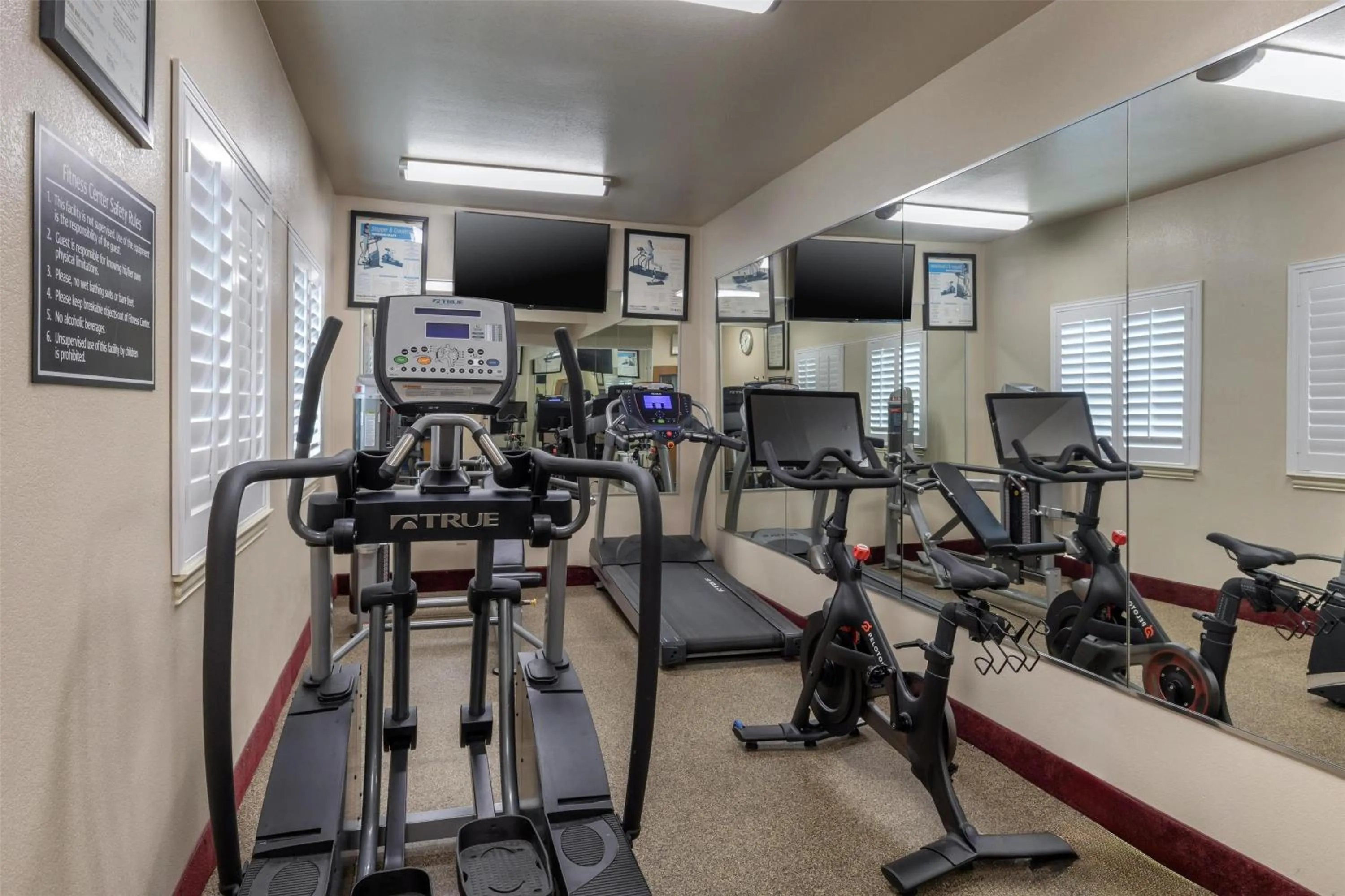 Fitness centre/facilities in Best Western Plus Denton Inn & Suites