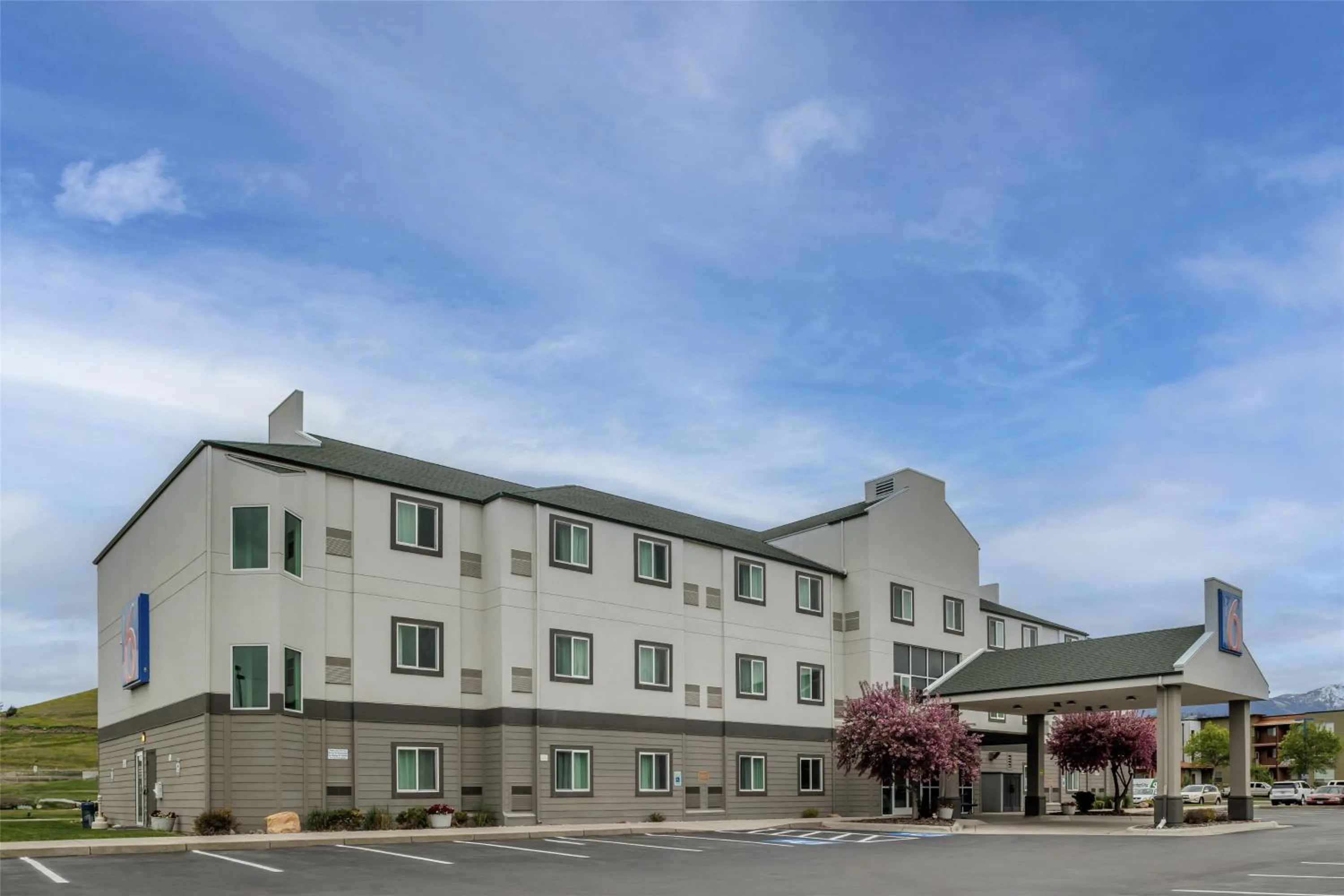 Property building in Motel 6-Missoula, MT