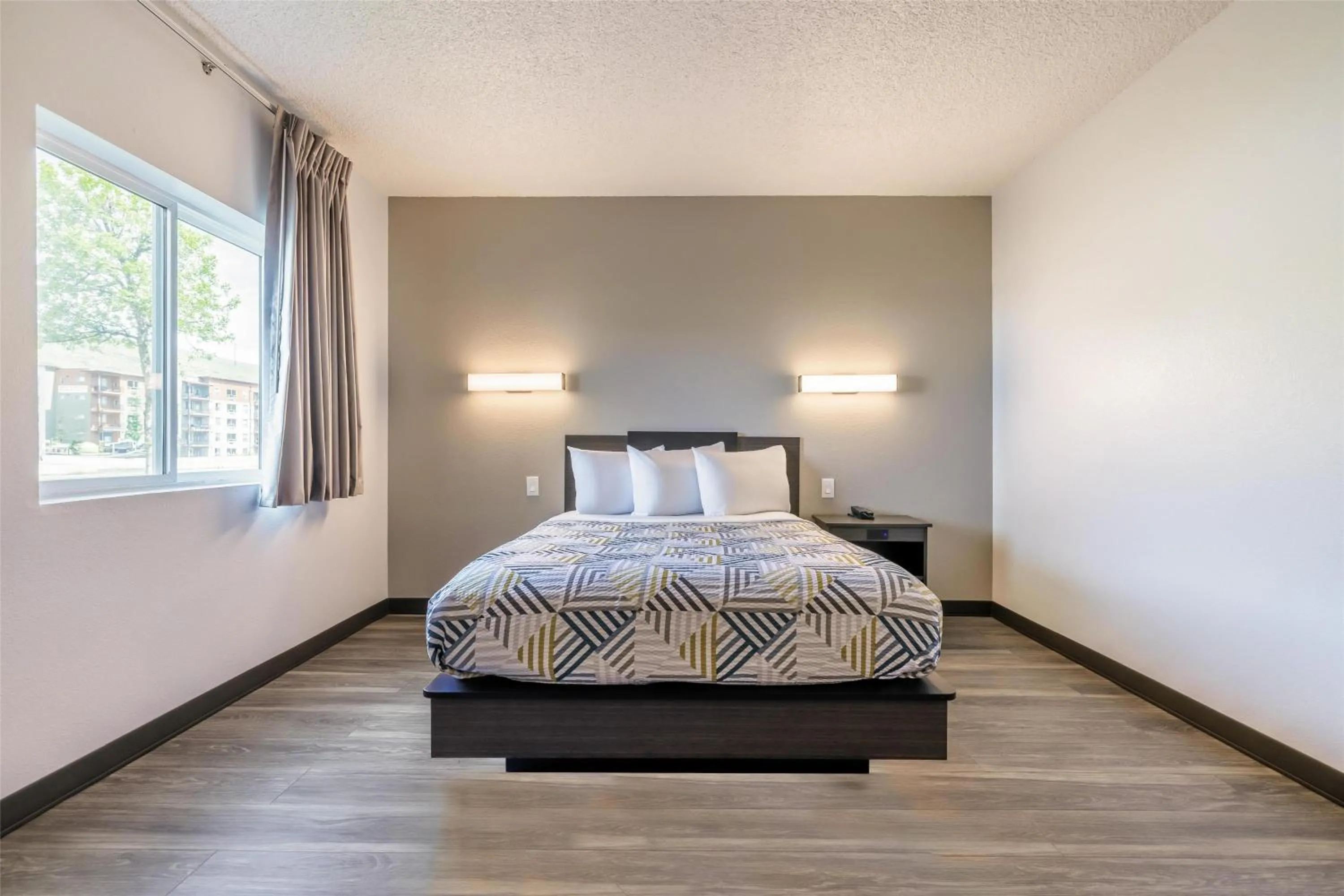 Bedroom, Bed in Motel 6-Missoula, MT