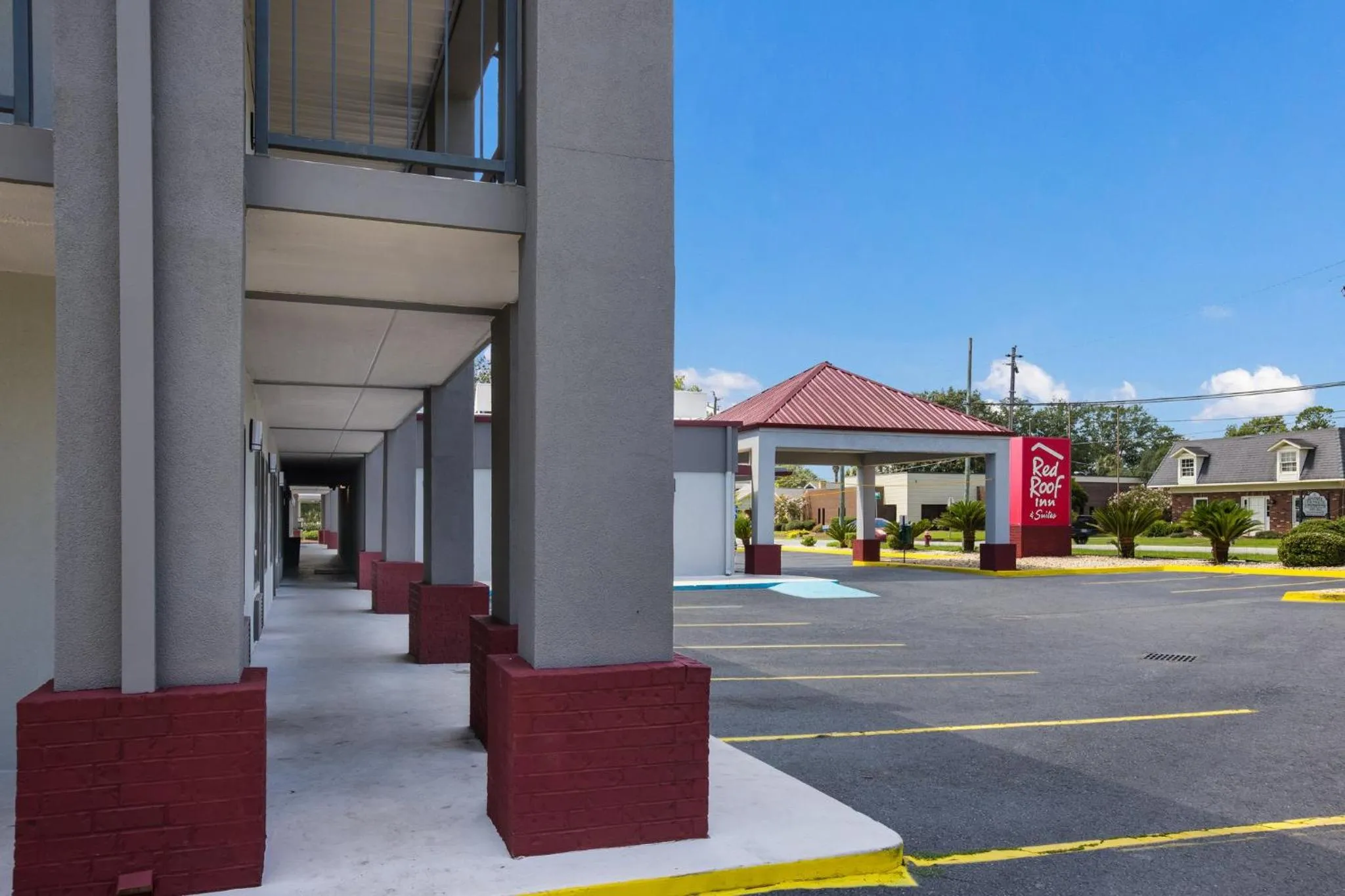 Property building in Red Roof Inn & Suites Statesboro - University