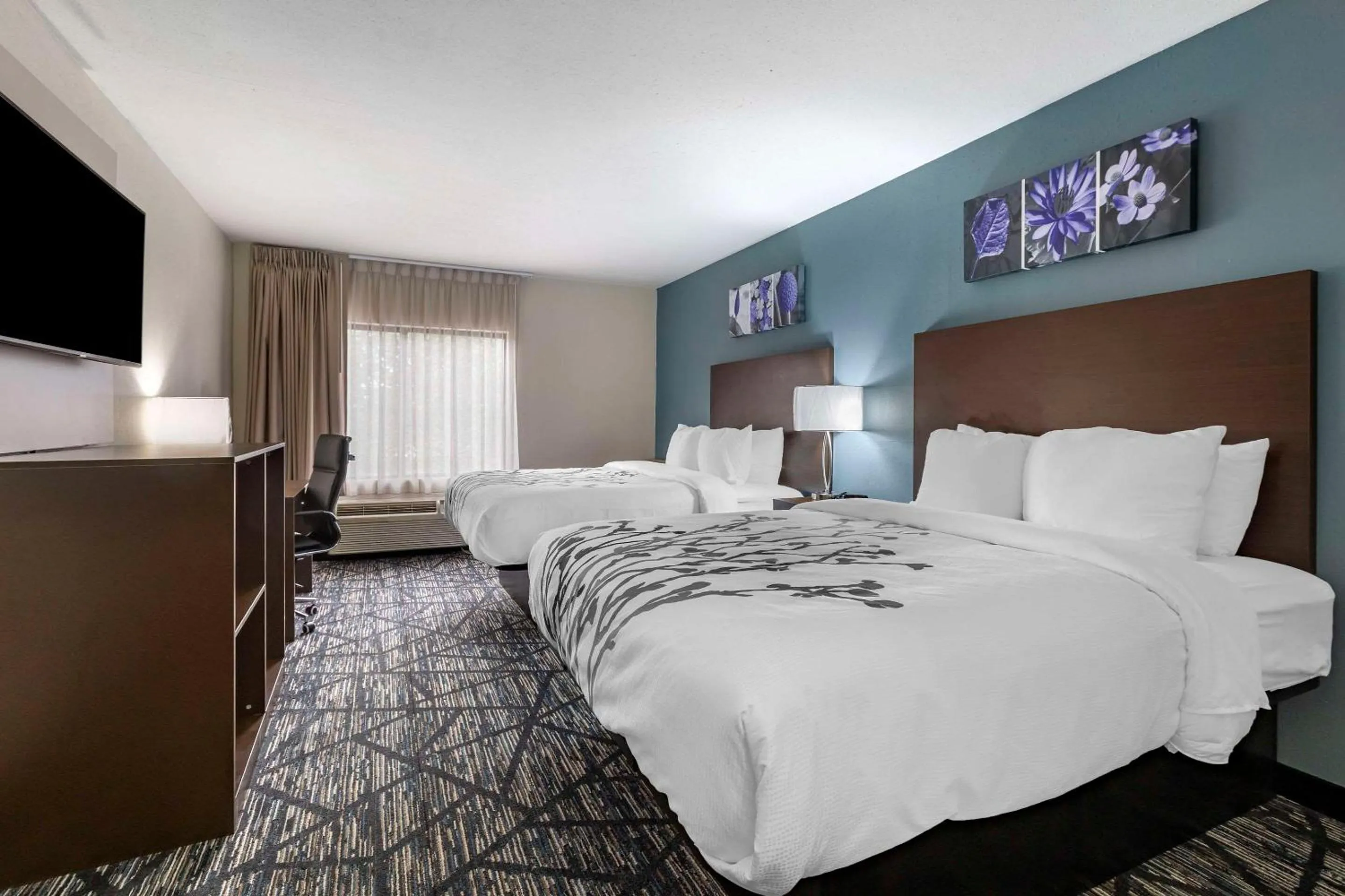 Bedroom, Bed in Sleep Inn & Suites Grovetown - Augusta West