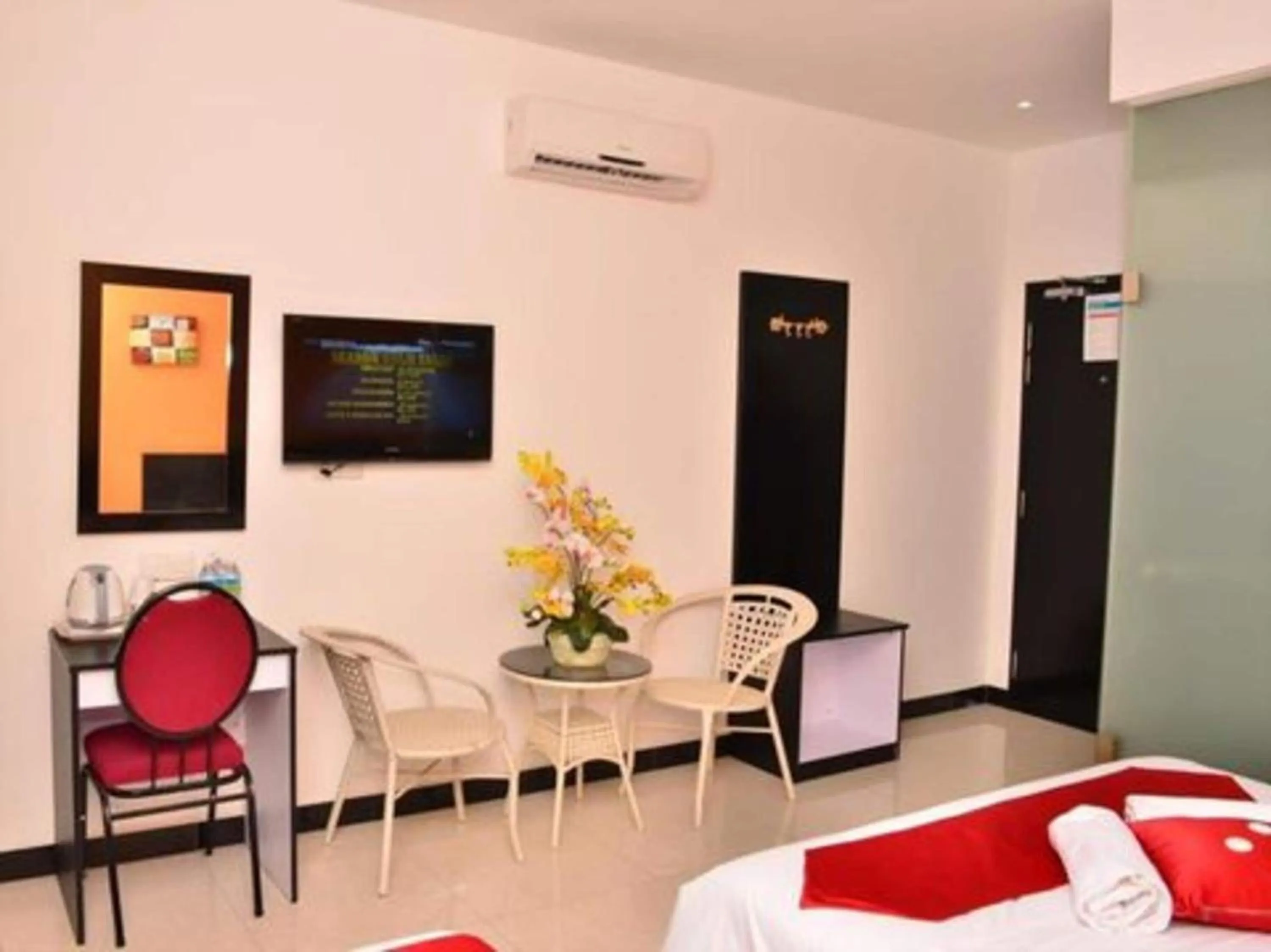 Bedroom, Bed in Hotel O Dspark Port Klang