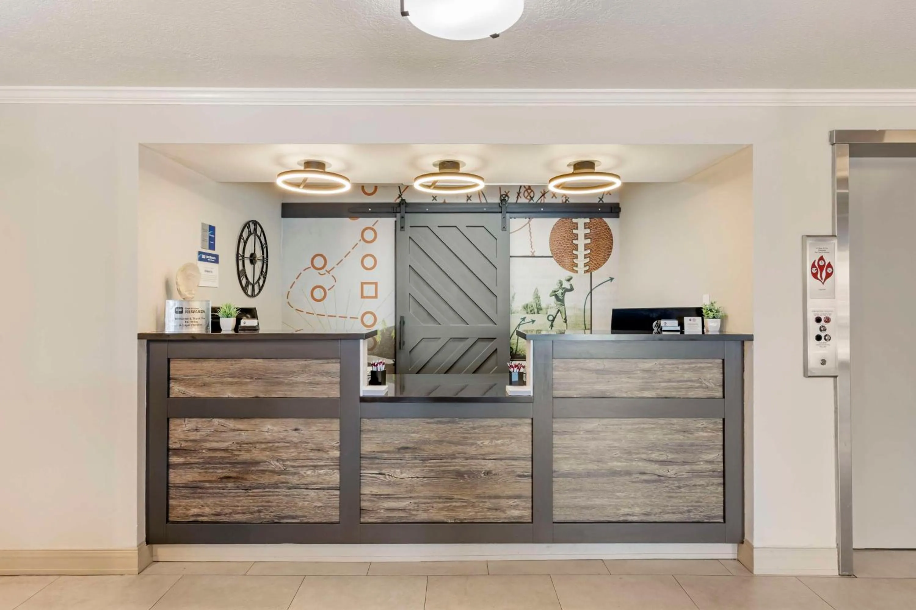 Lobby or reception in Best Western Plus Grand Manor Inn