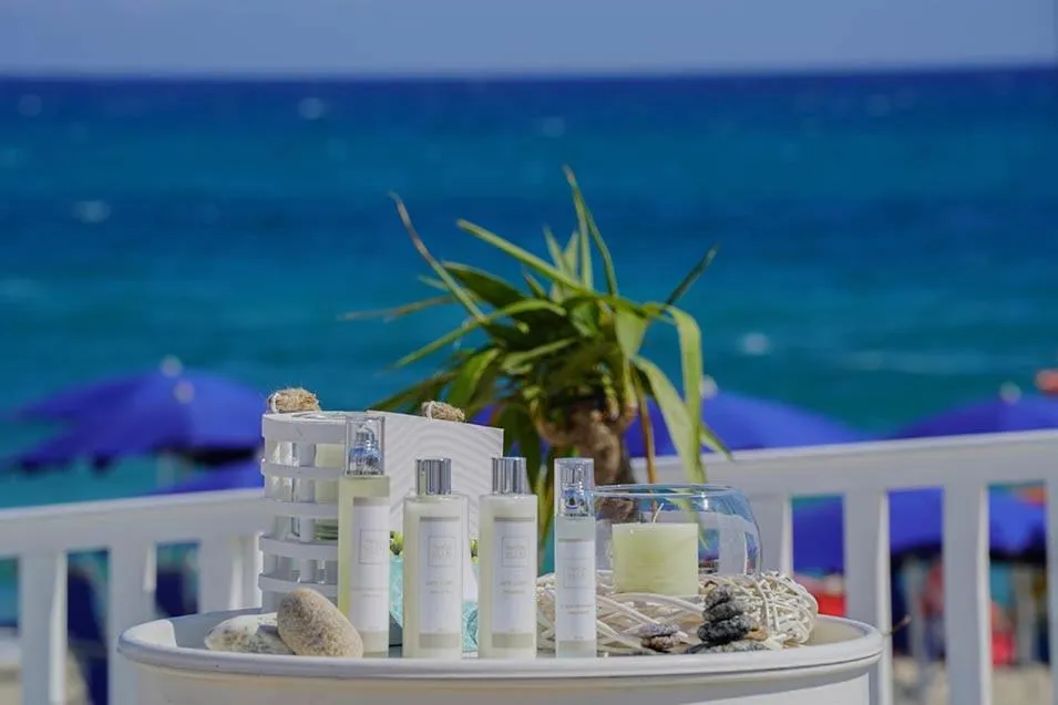 Beach in Apulia Hotel Sellia Marina