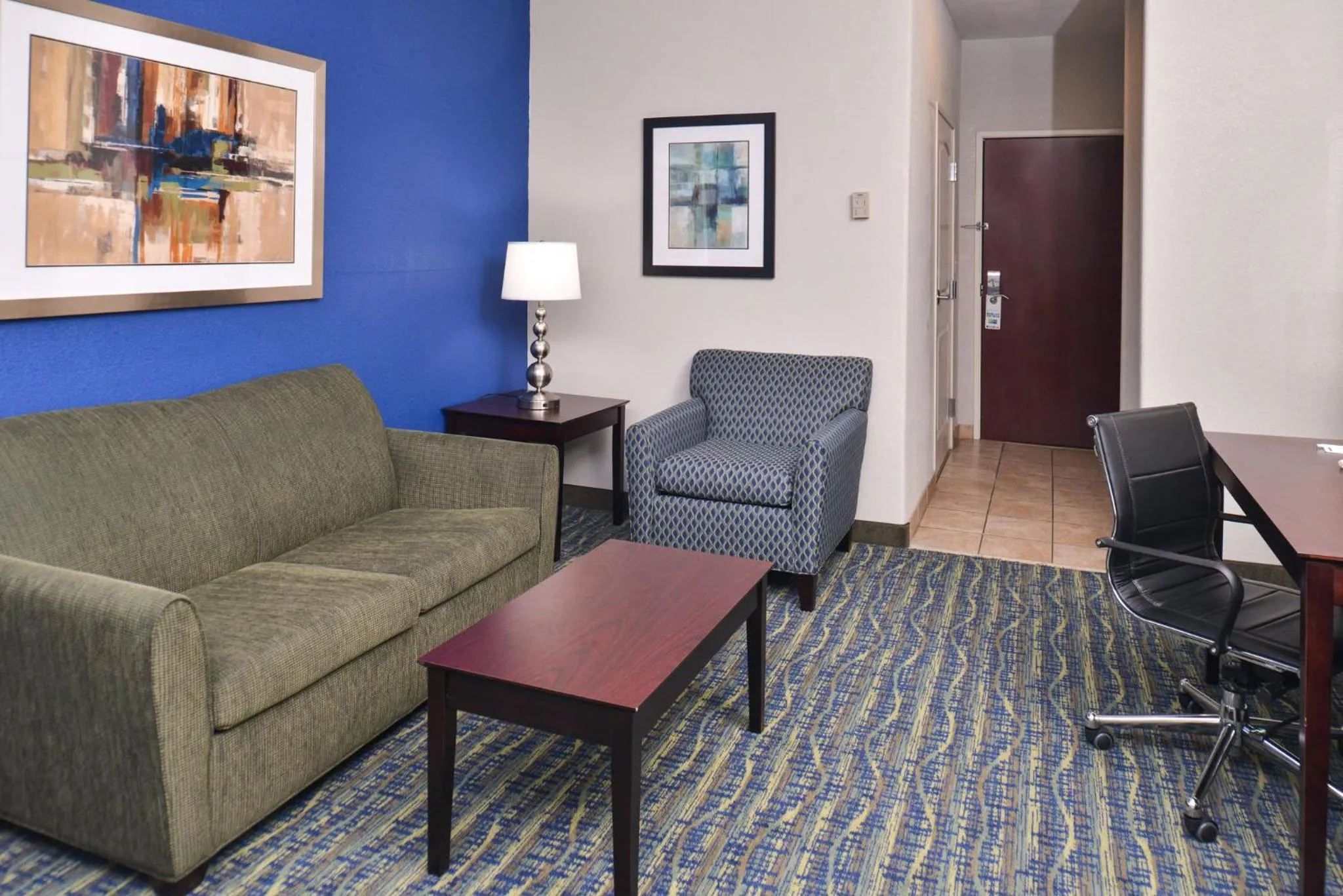 Photo of the whole room in Holiday Inn Express & Suites San Antonio South by IHG