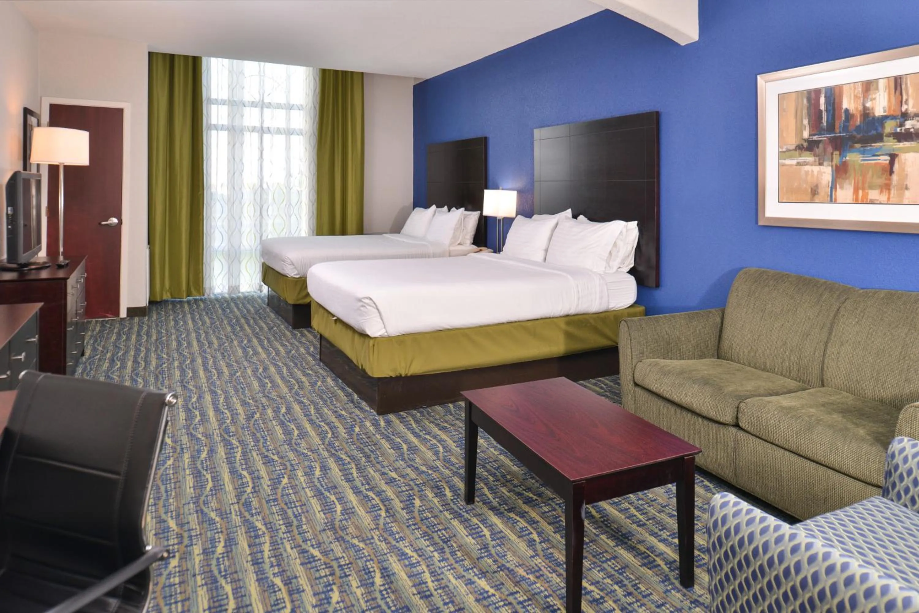 Photo of the whole room, Bed in Holiday Inn Express & Suites San Antonio South by IHG