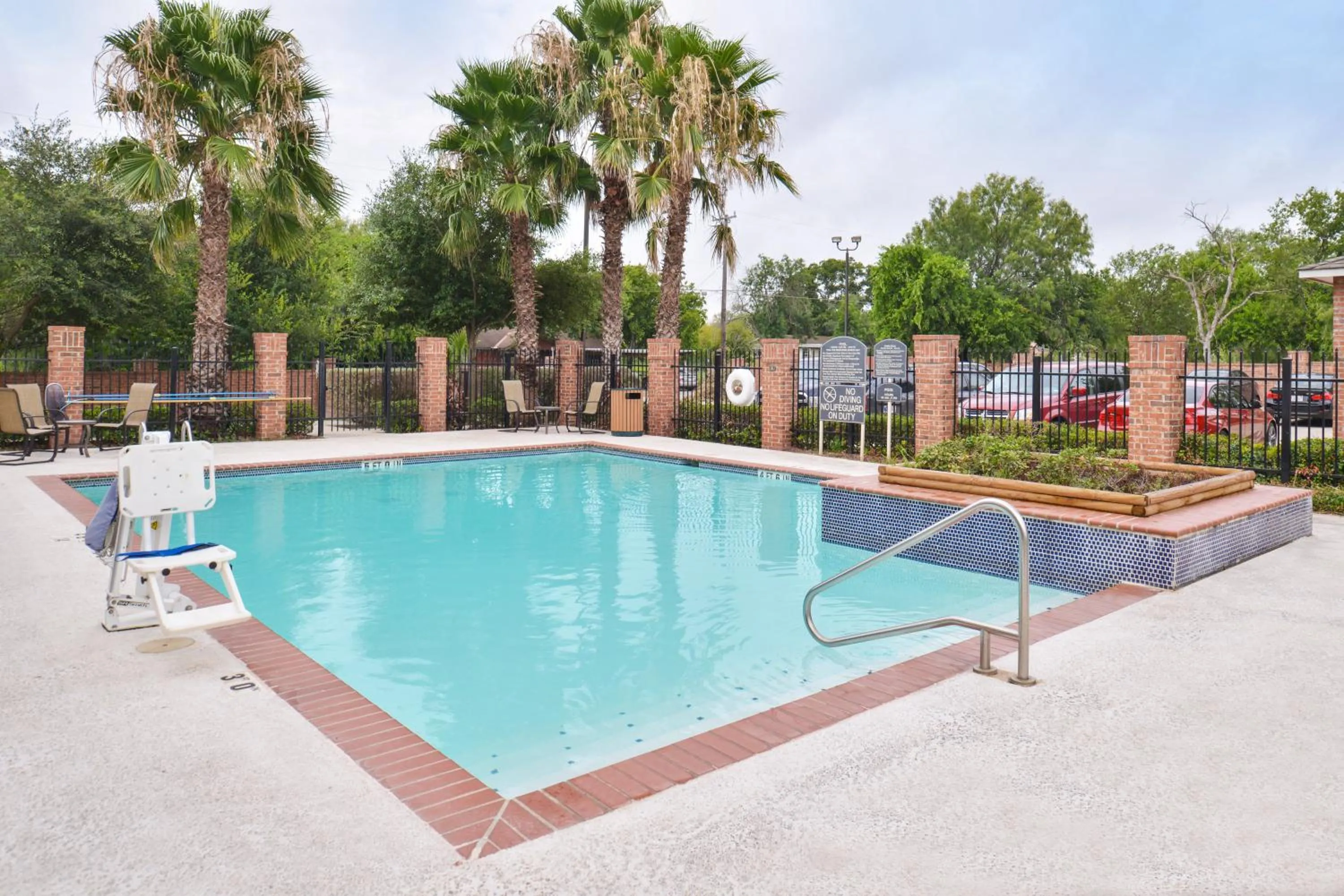 Swimming pool in Holiday Inn Express & Suites San Antonio South by IHG