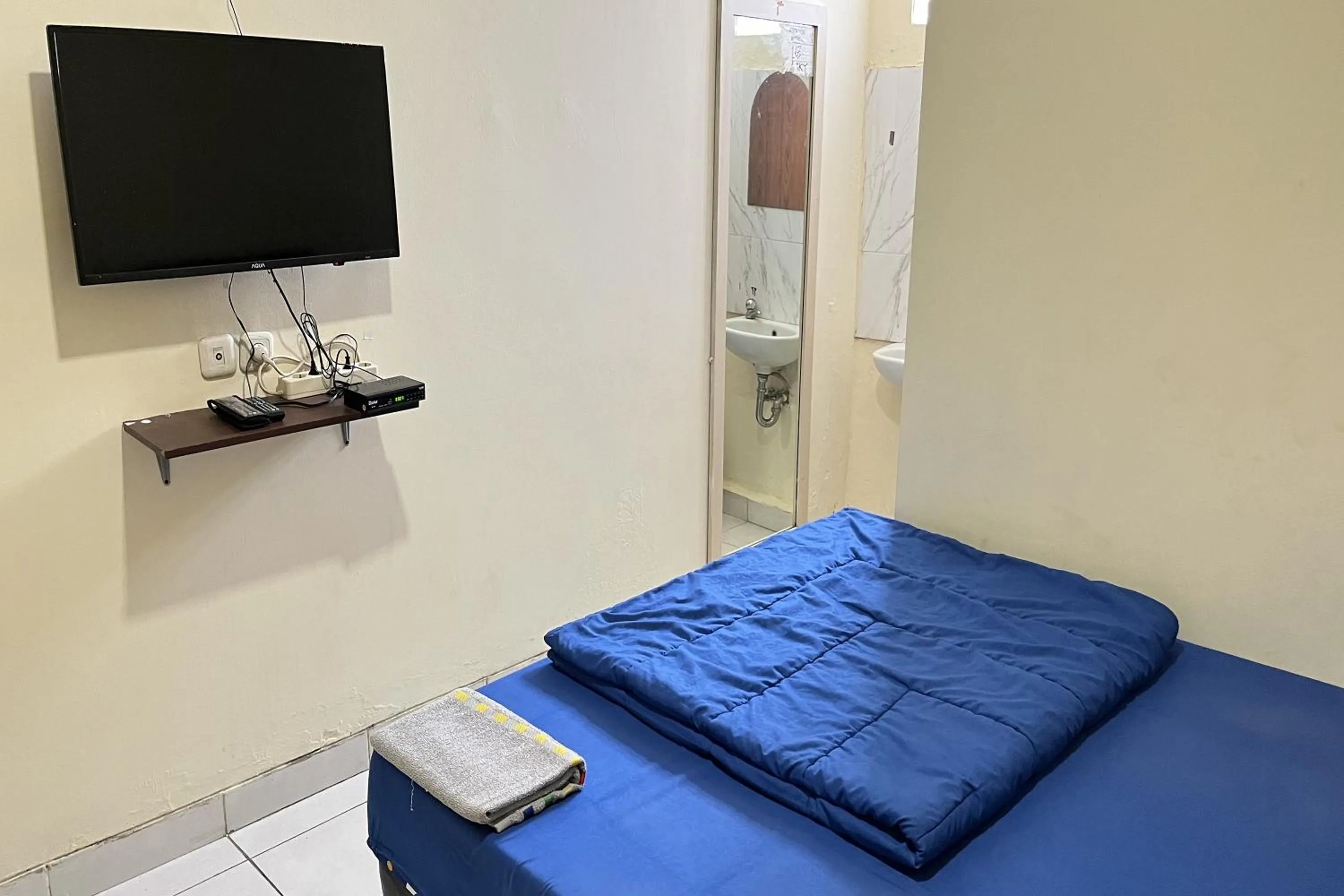 Bedroom, Bed in Wisma Berkat