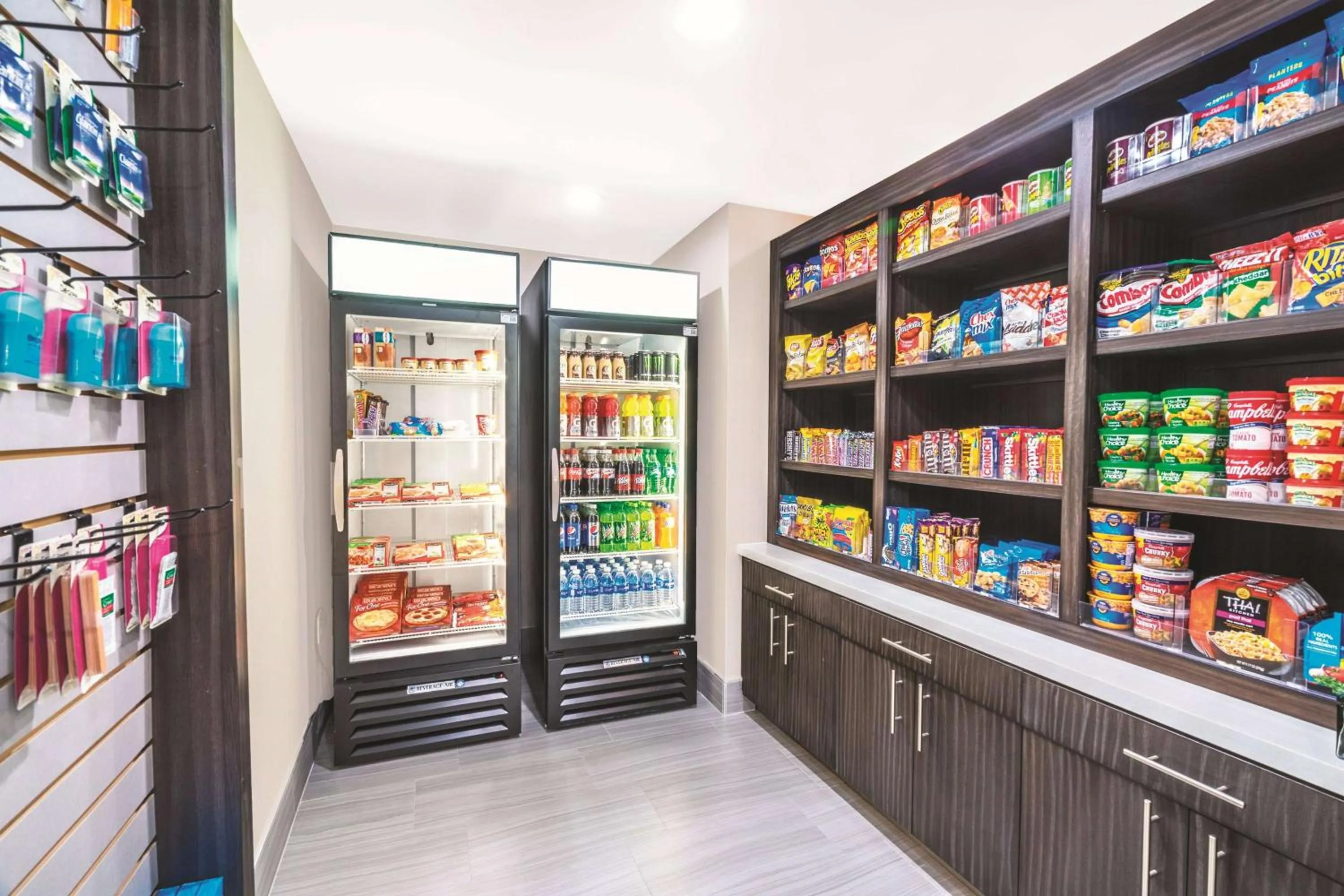 Food and drinks in La Quinta by Wyndham Loudon