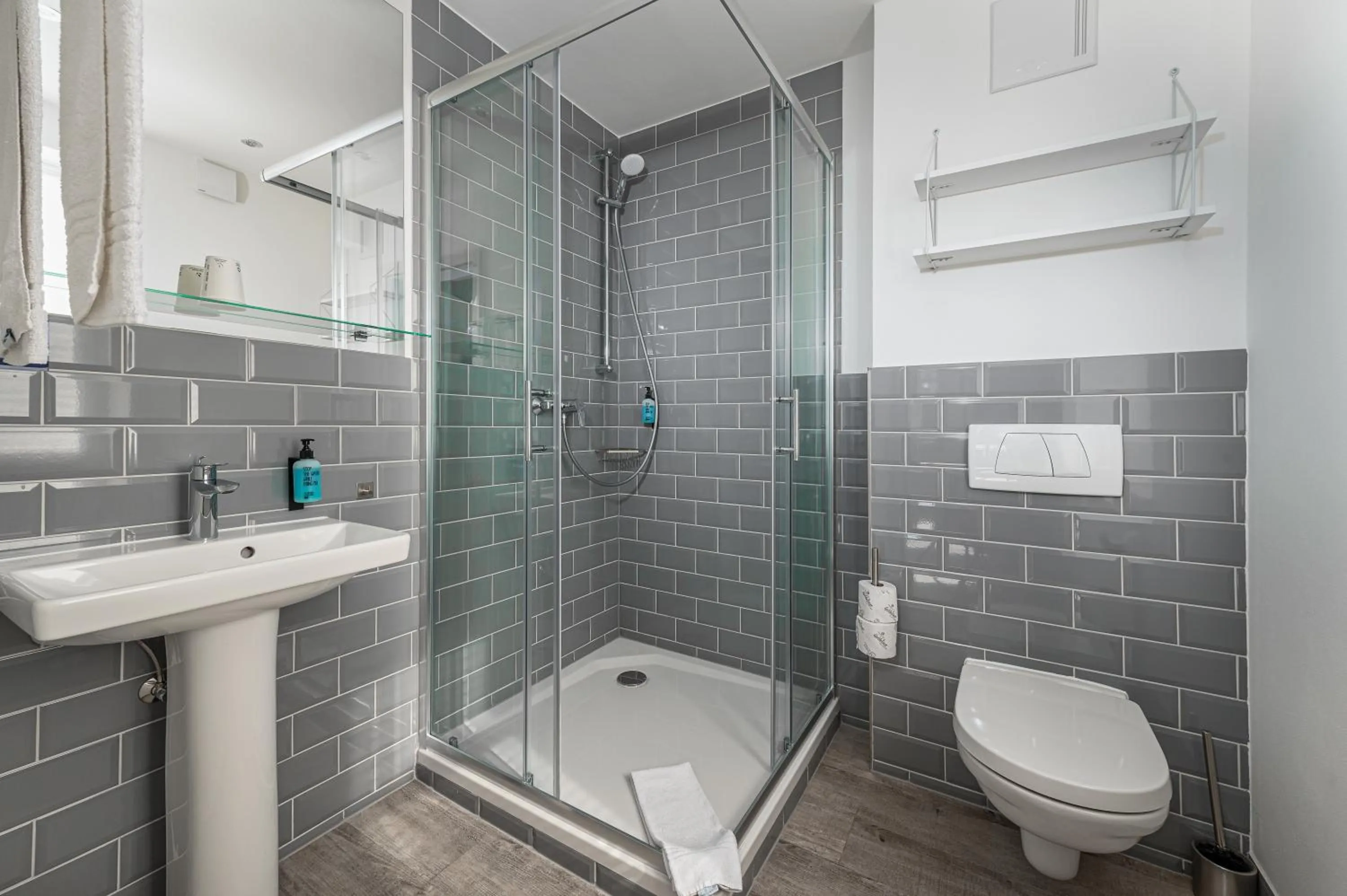 Bathroom in Hotel das Q