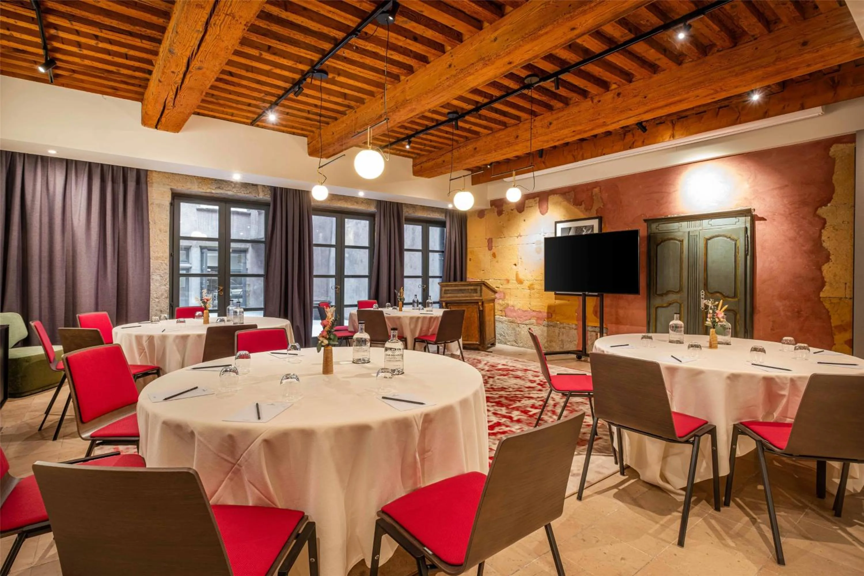 Meeting/conference room in Cour des Loges Lyon, A Radisson Collection Hotel