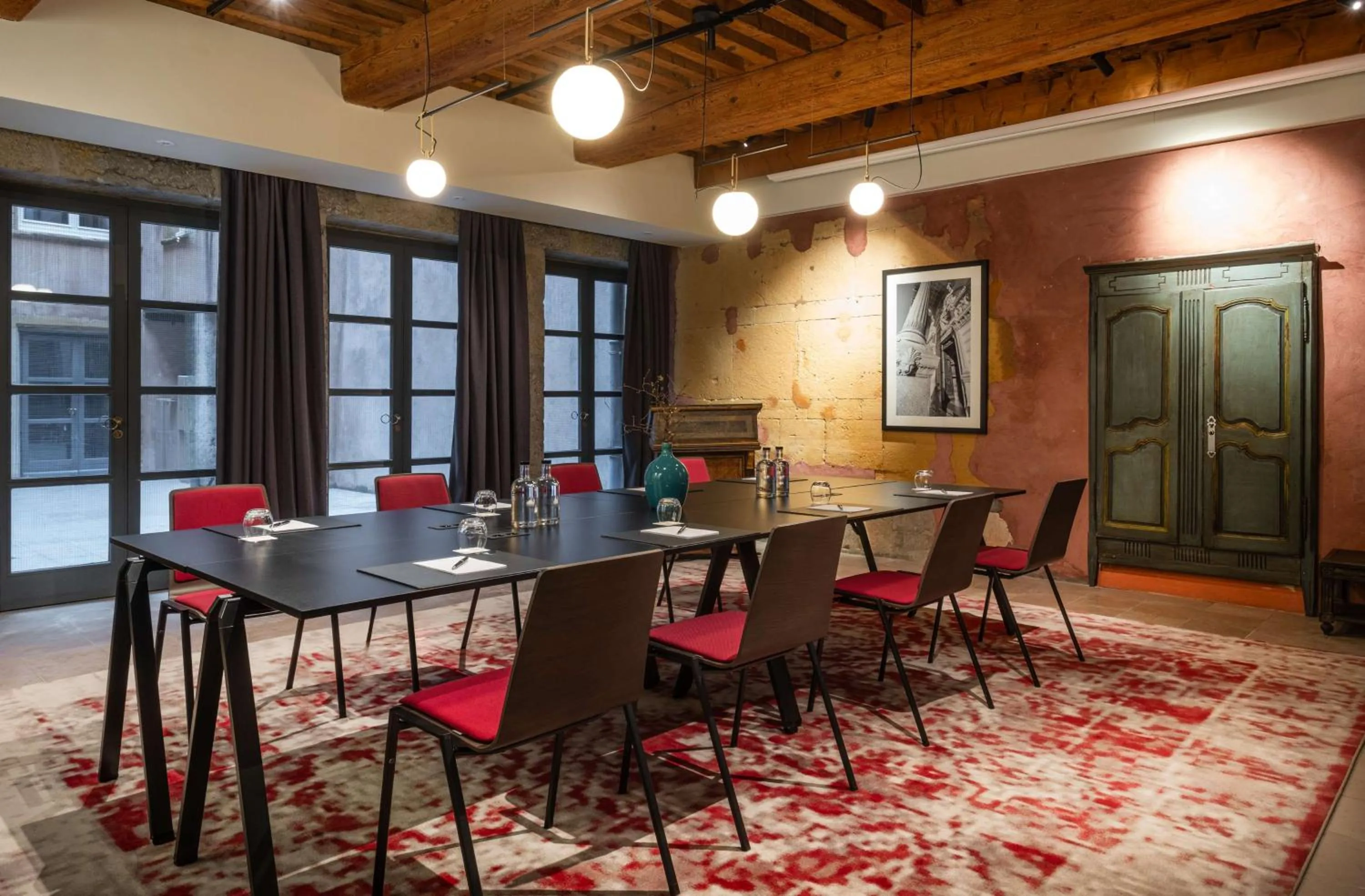 Meeting/conference room in Cour des Loges Lyon, A Radisson Collection Hotel