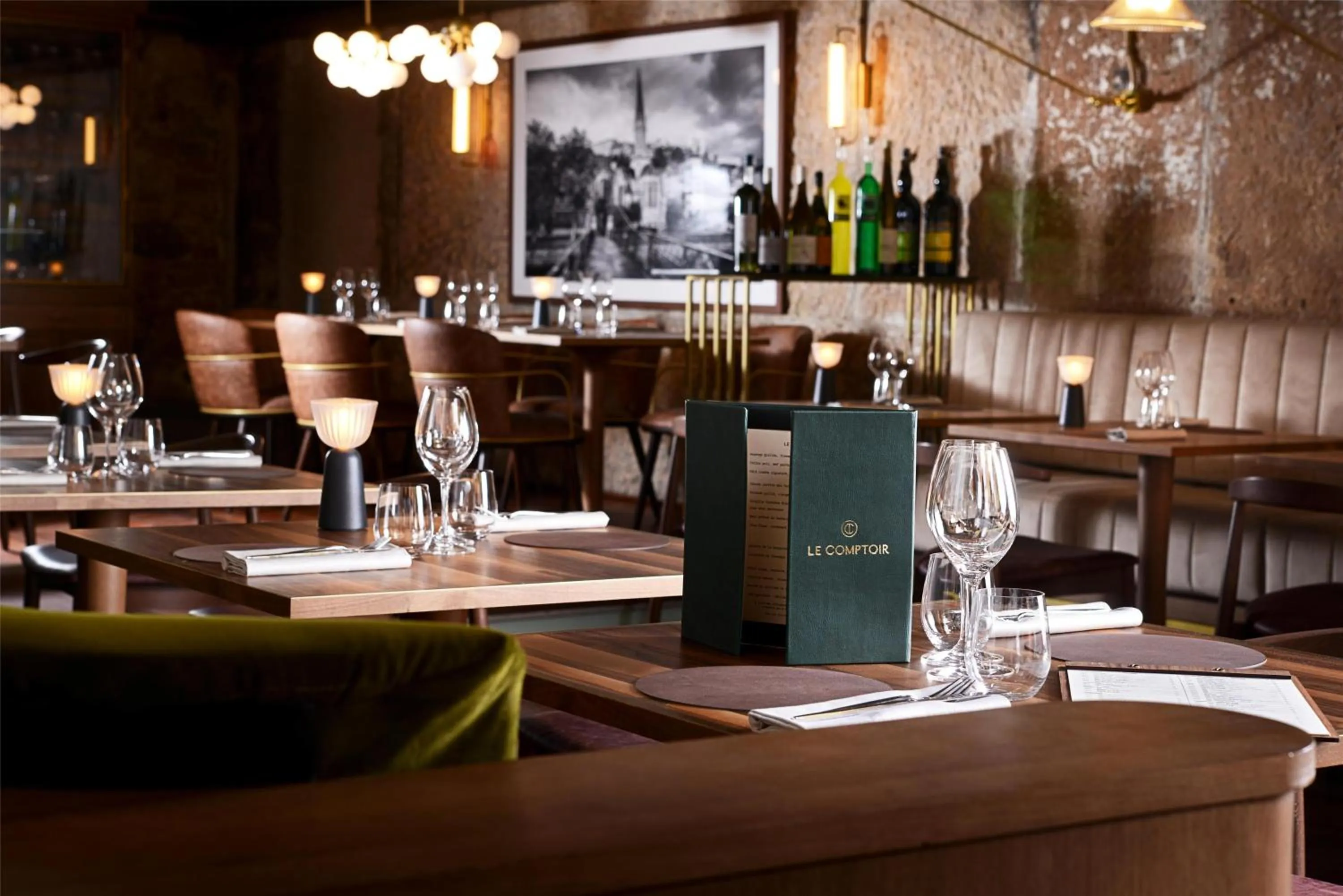 Restaurant/places to eat in Cour des Loges Lyon, A Radisson Collection Hotel