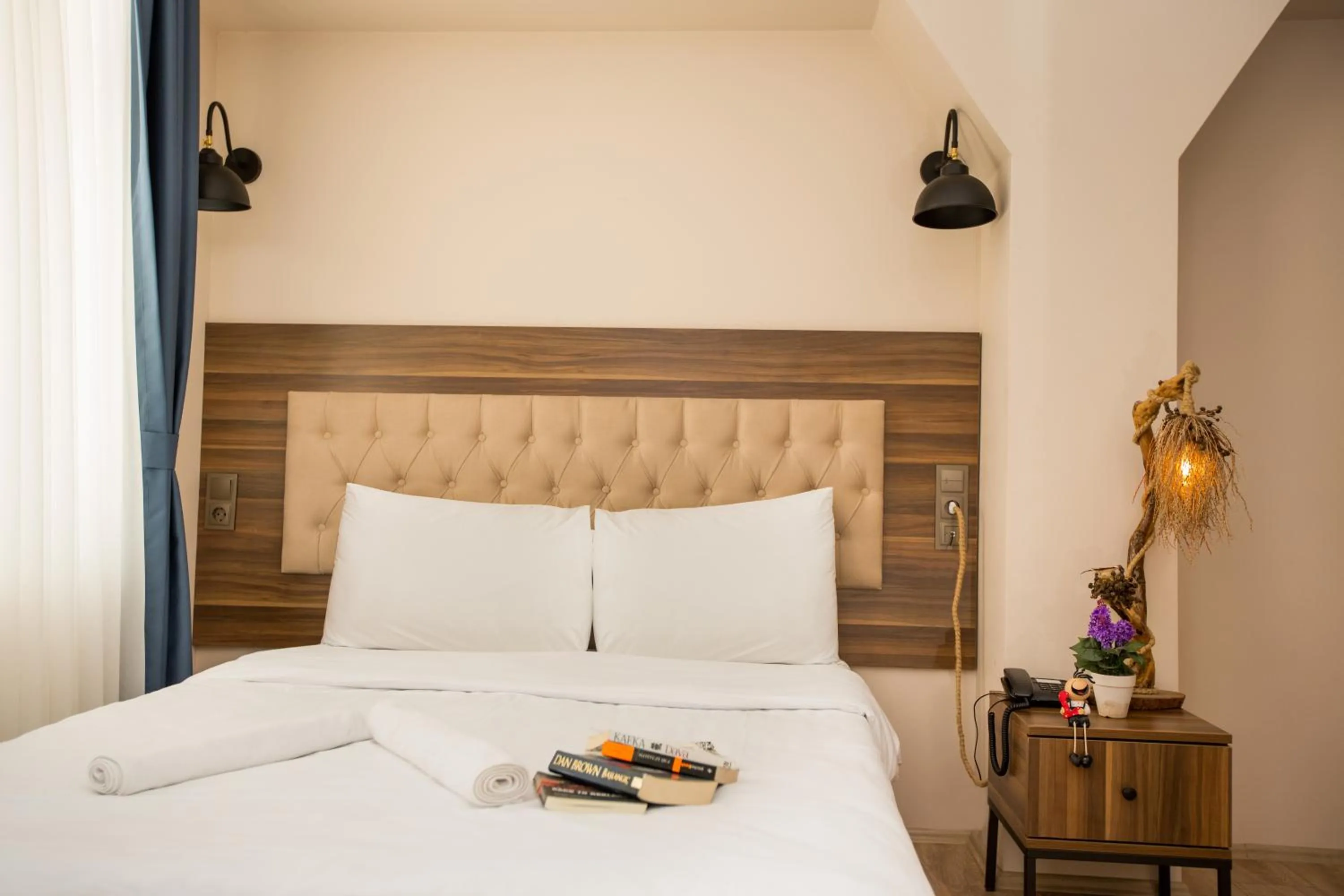 Bed in Corner Garden Hotel