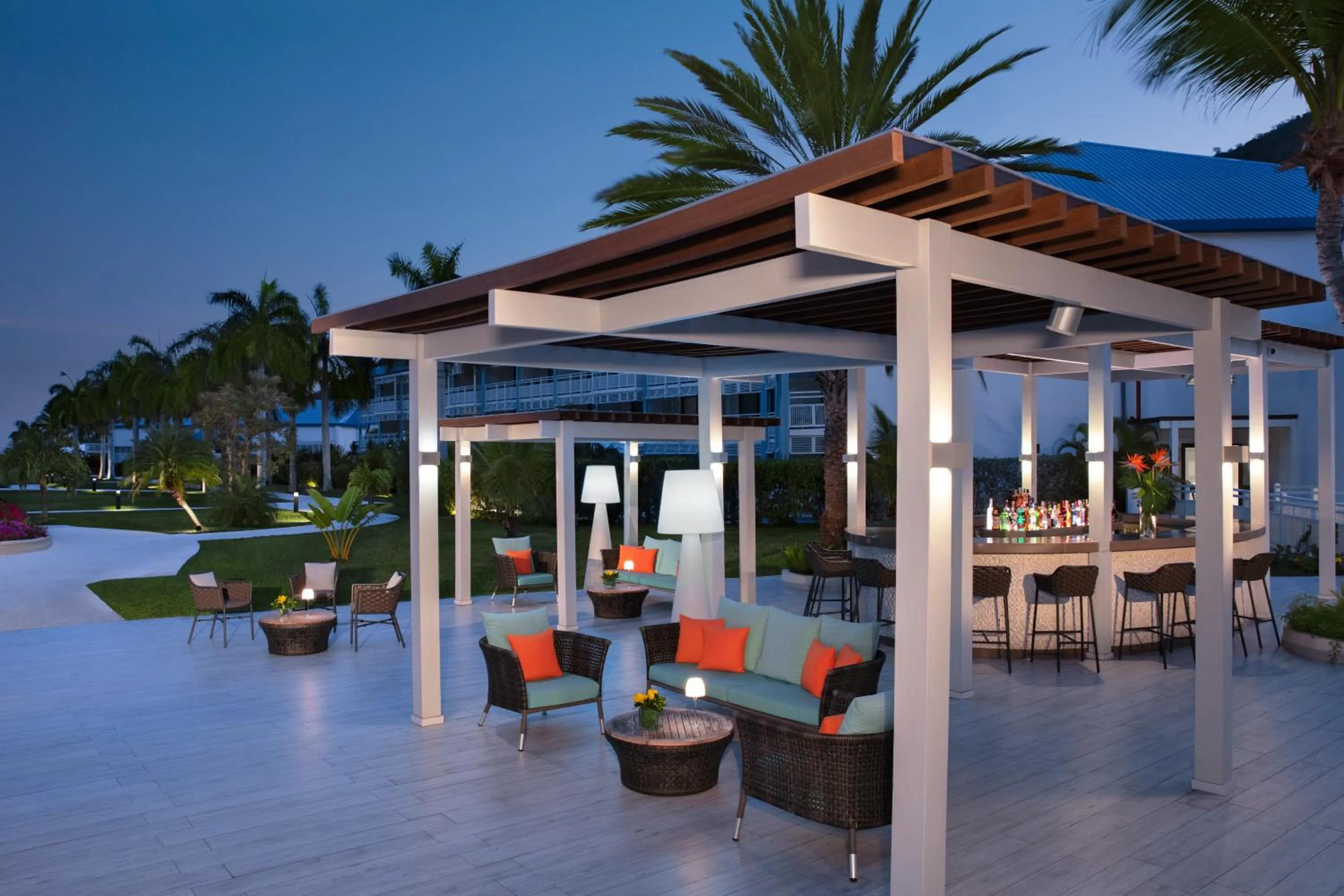 Lounge or bar in Secrets St Martin Resort & Spa - All Inclusive