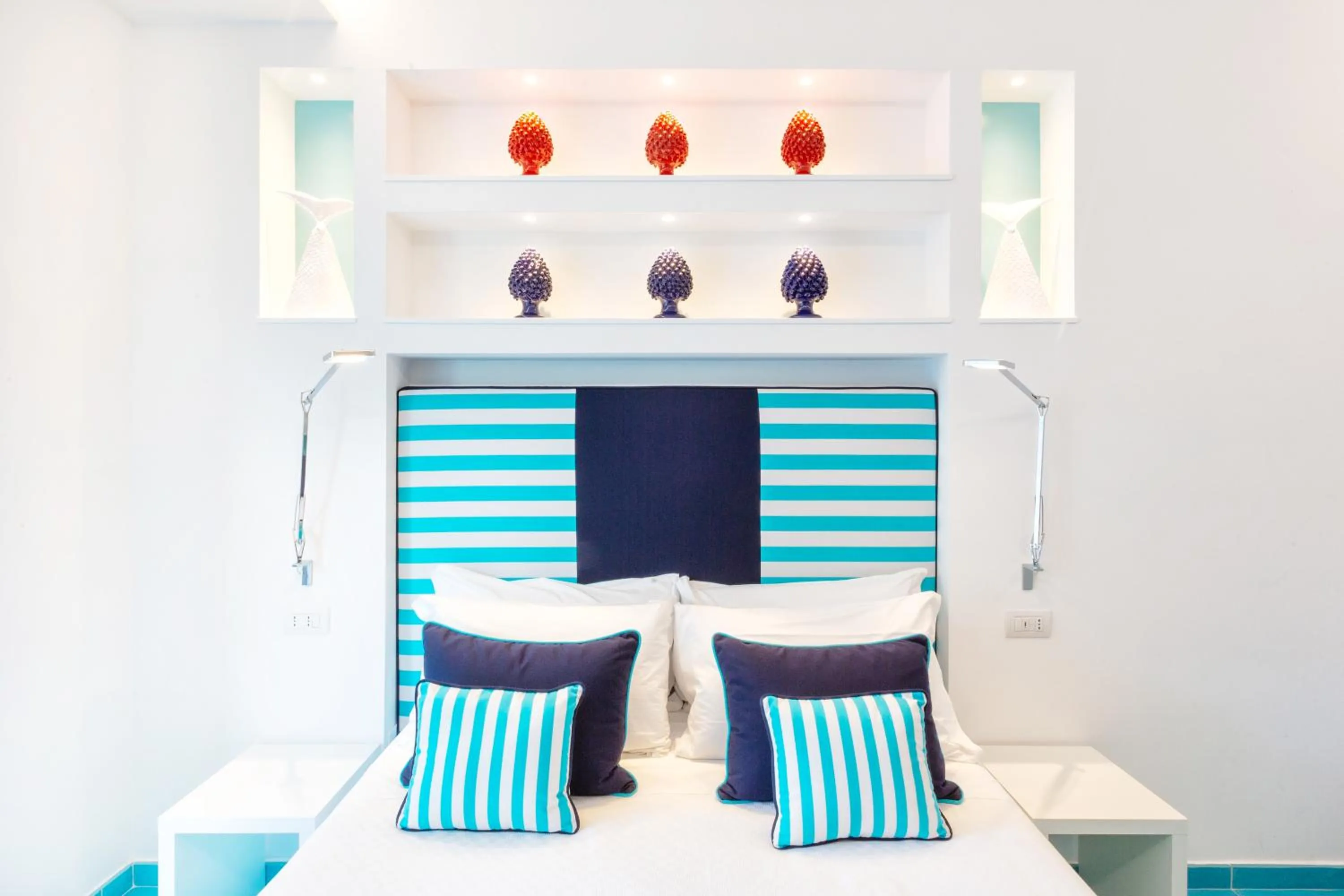 Bed in YourHome - Sersale Suites