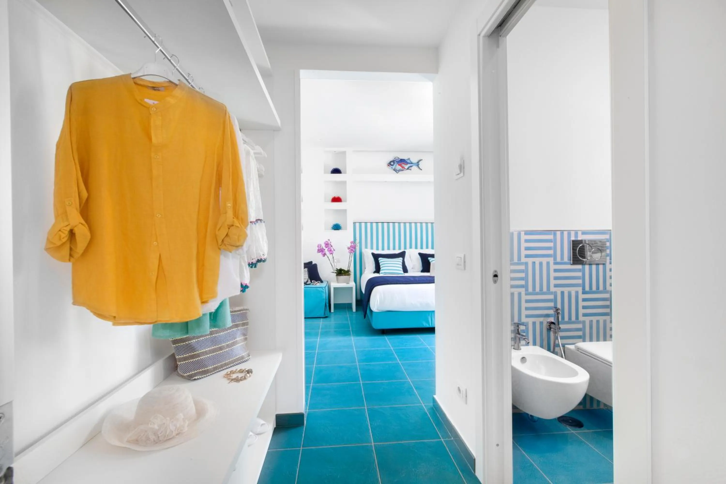 Photo of the whole room in YourHome - Sersale Suites