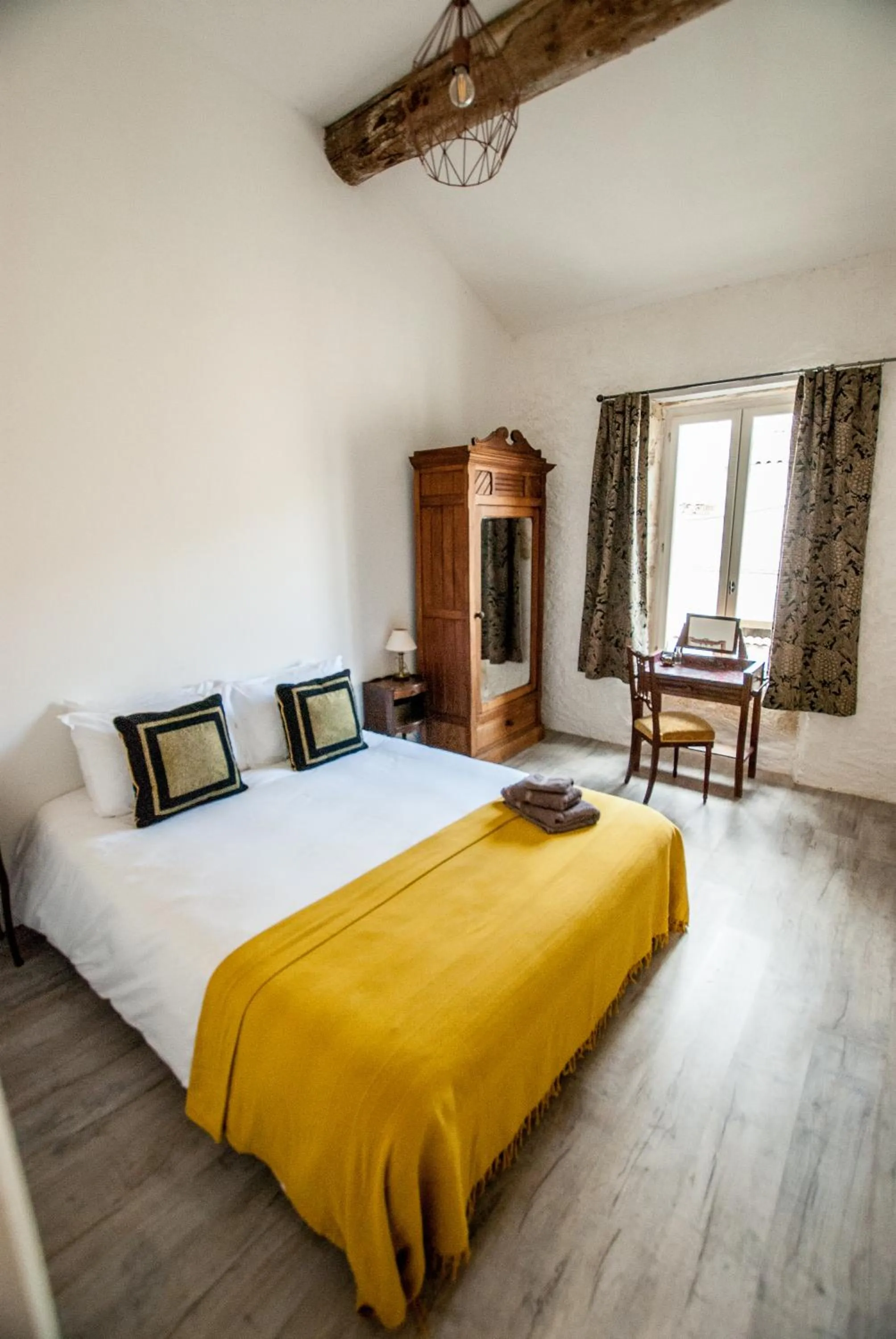 Bedroom, Bed in La Calade