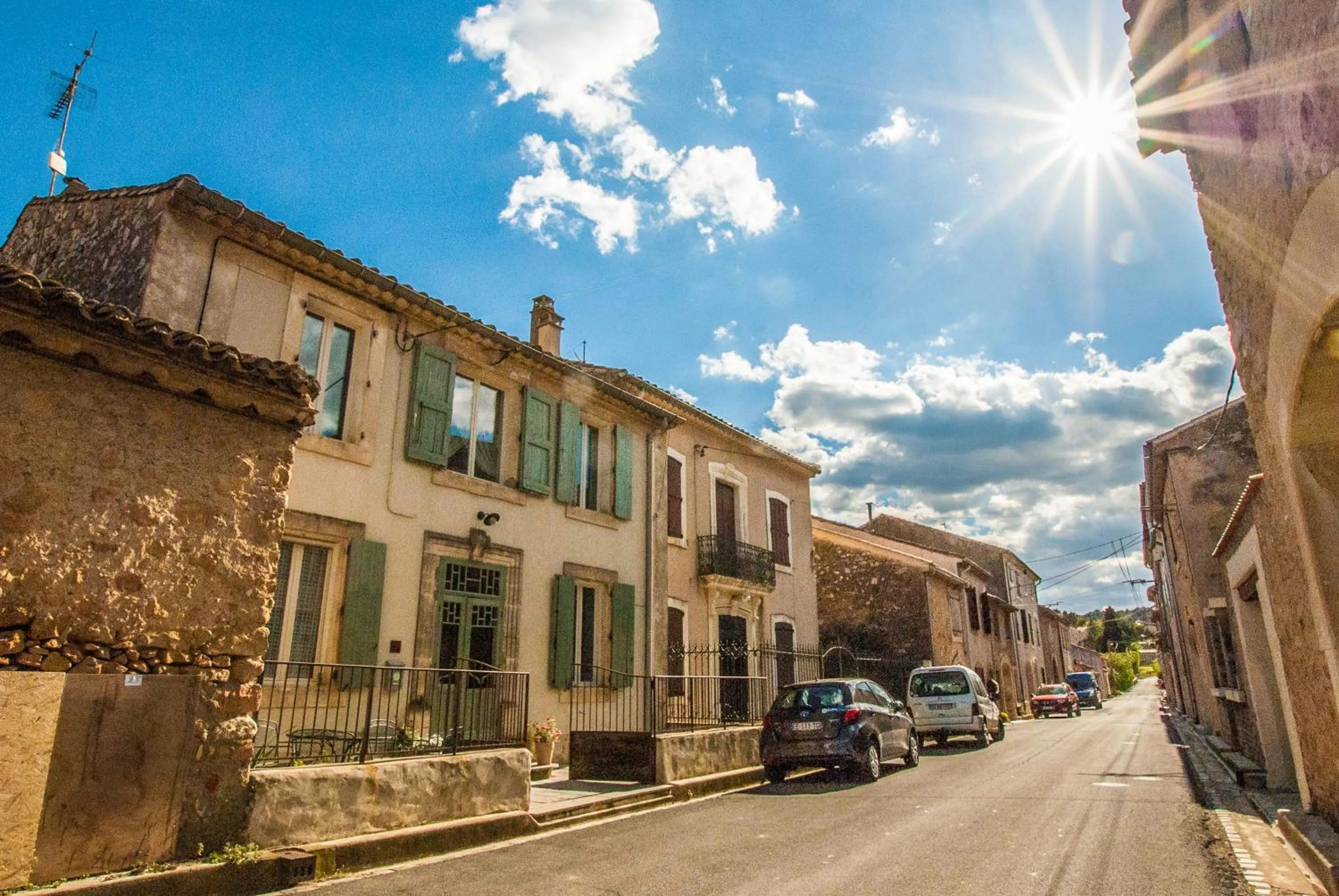 Property building in La Calade