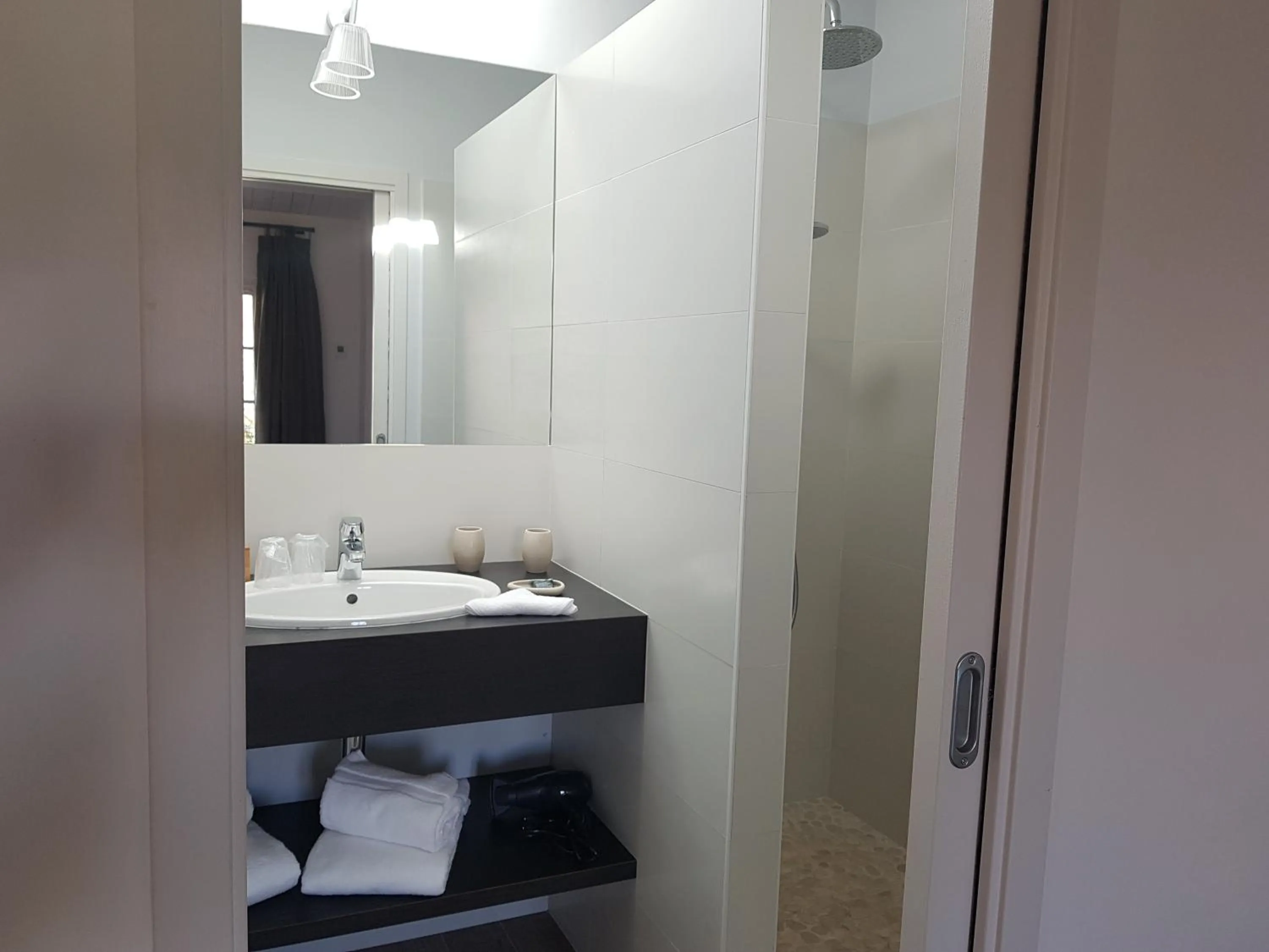 Bathroom in Villa de L'Eclusier