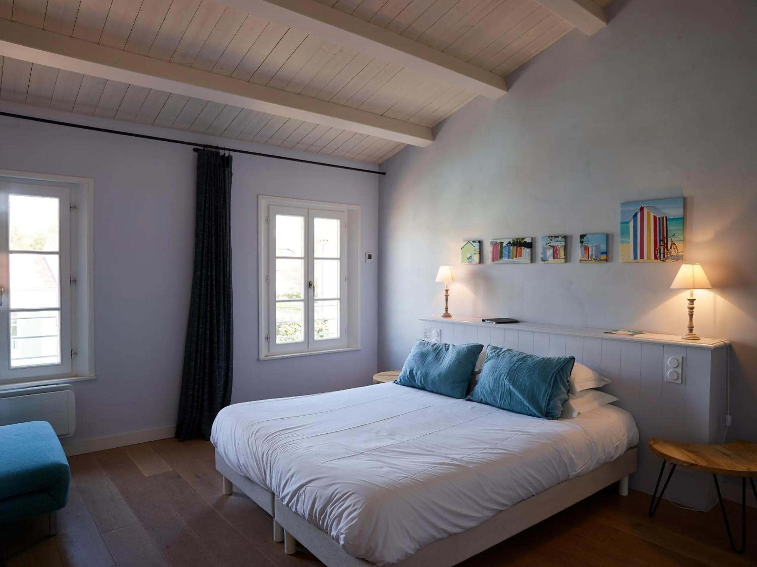 Photo of the whole room in Villa de L'Eclusier