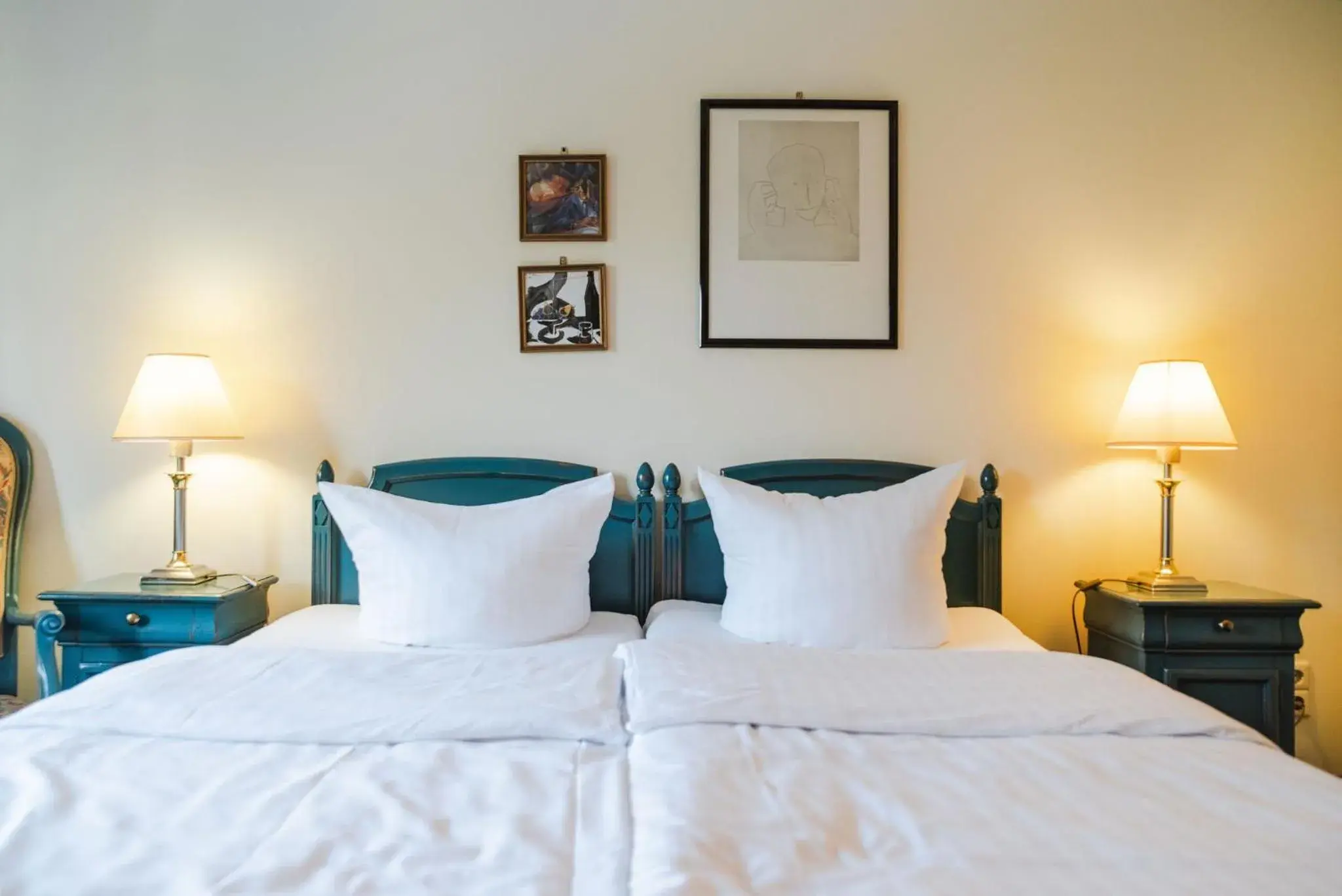 Large Twin Room in Brauhaus in Spandau Large Twin Room in Brauhaus in Spandau