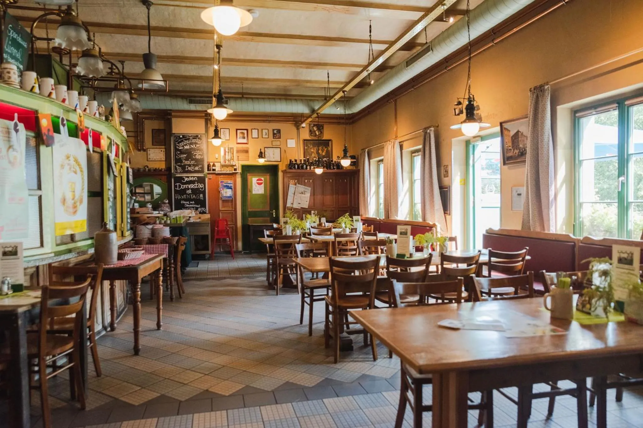 Restaurant/places to eat in Brauhaus in Spandau