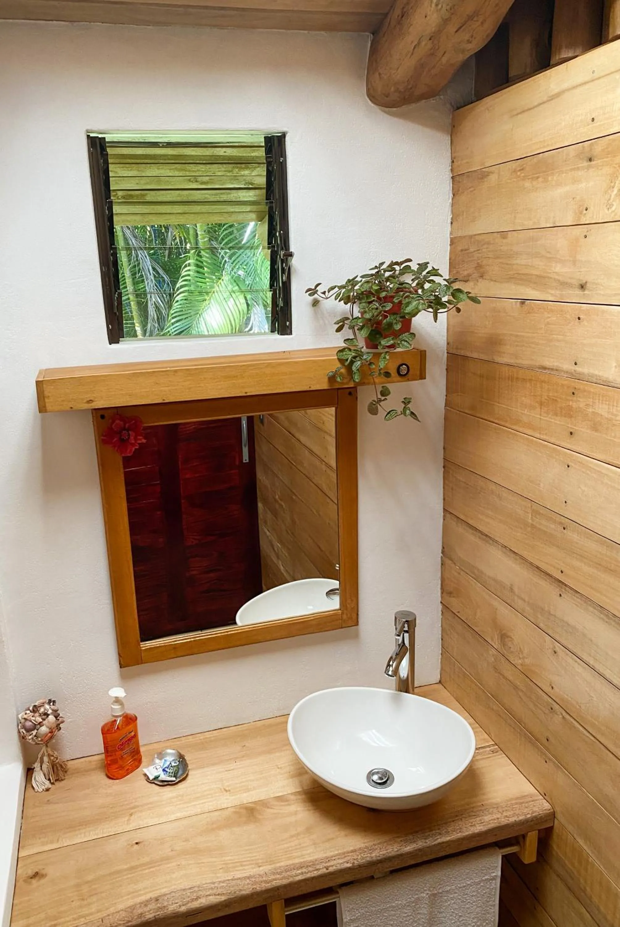 Bathroom in Cabañas Lamaite