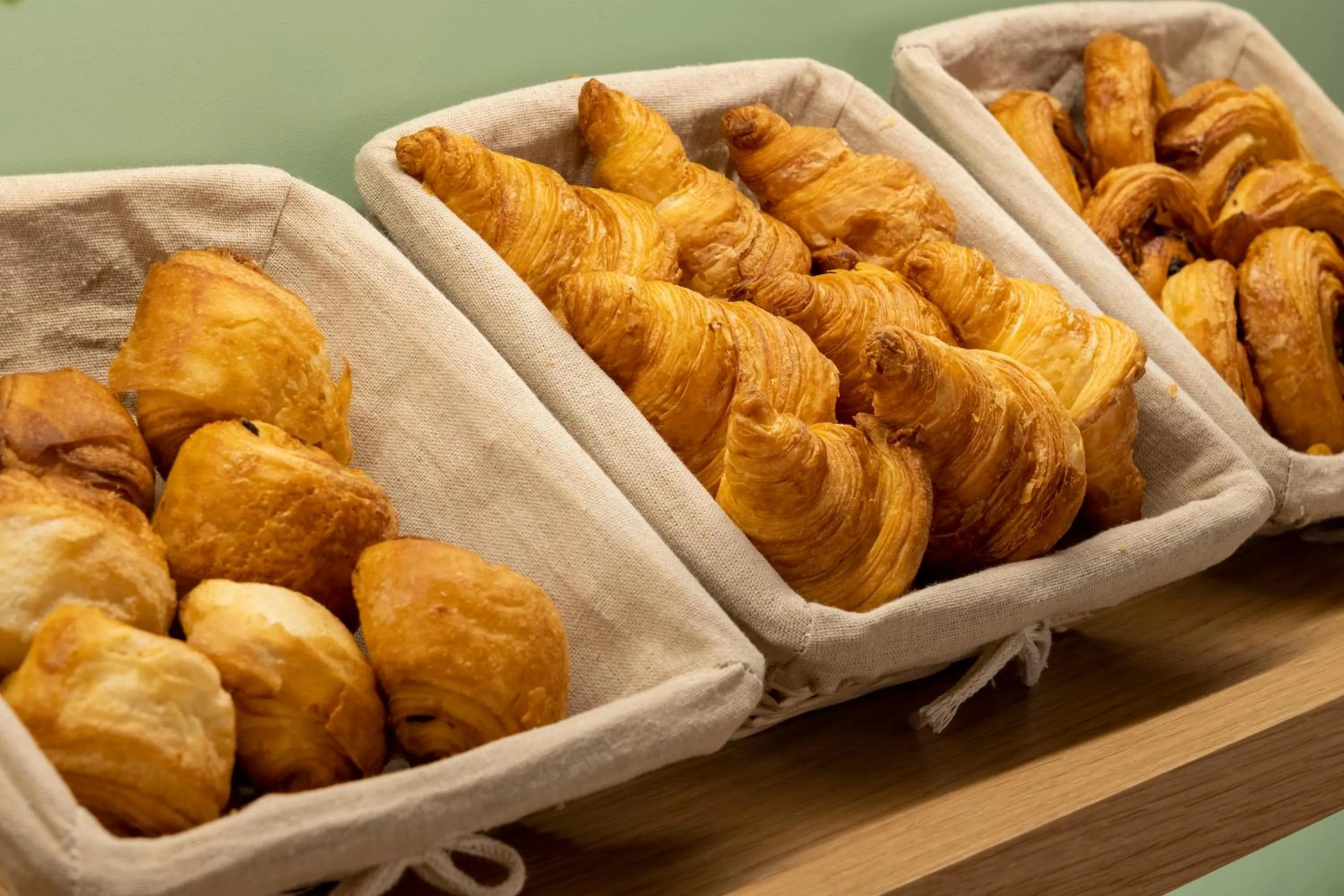 Buffet breakfast in Hôtel Fior d'Aliza