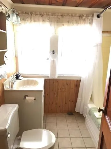 Bathroom in Tall Pines Inn