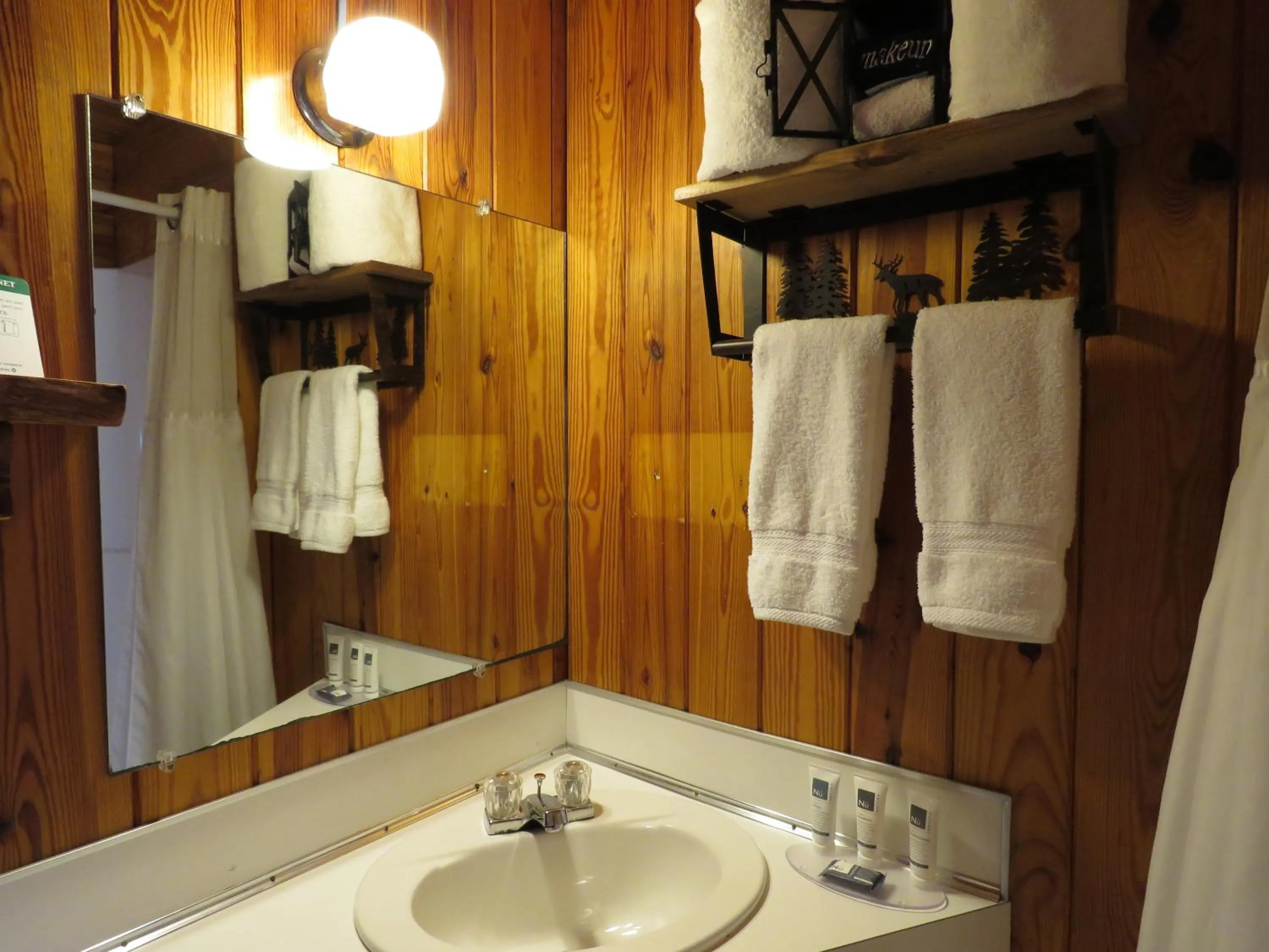 Bathroom in Tall Pines Inn