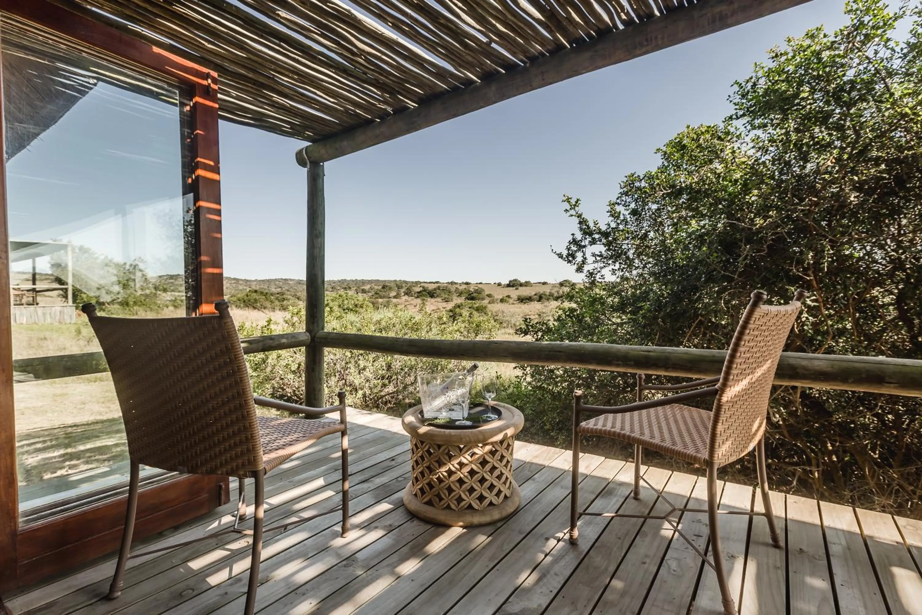 Patio in Hlosi Game Lodge - Amakhala Game Reserve