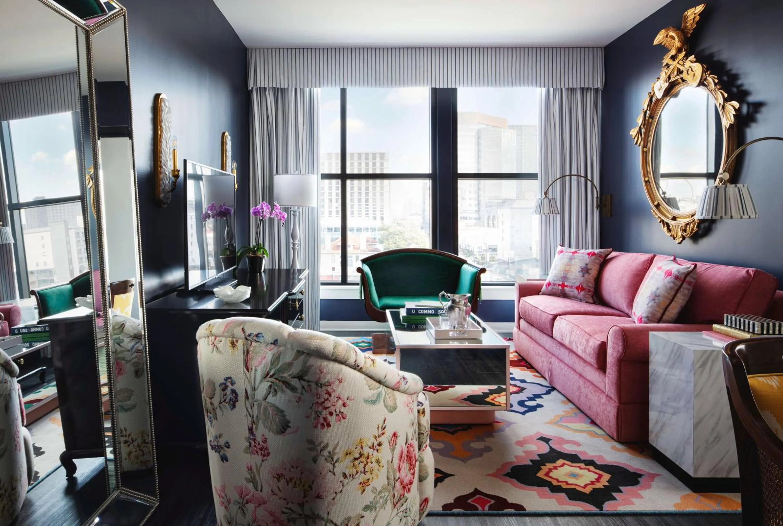 Living room in Graduate by Hilton Nashville