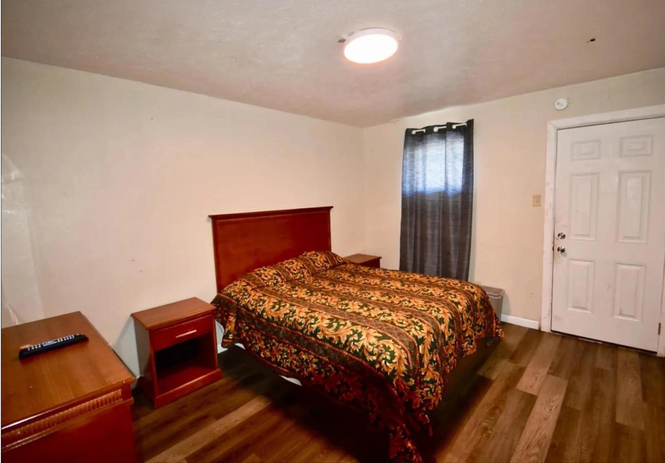 Bedroom, Bed in Motel 19 By Capital O Baytown I-10