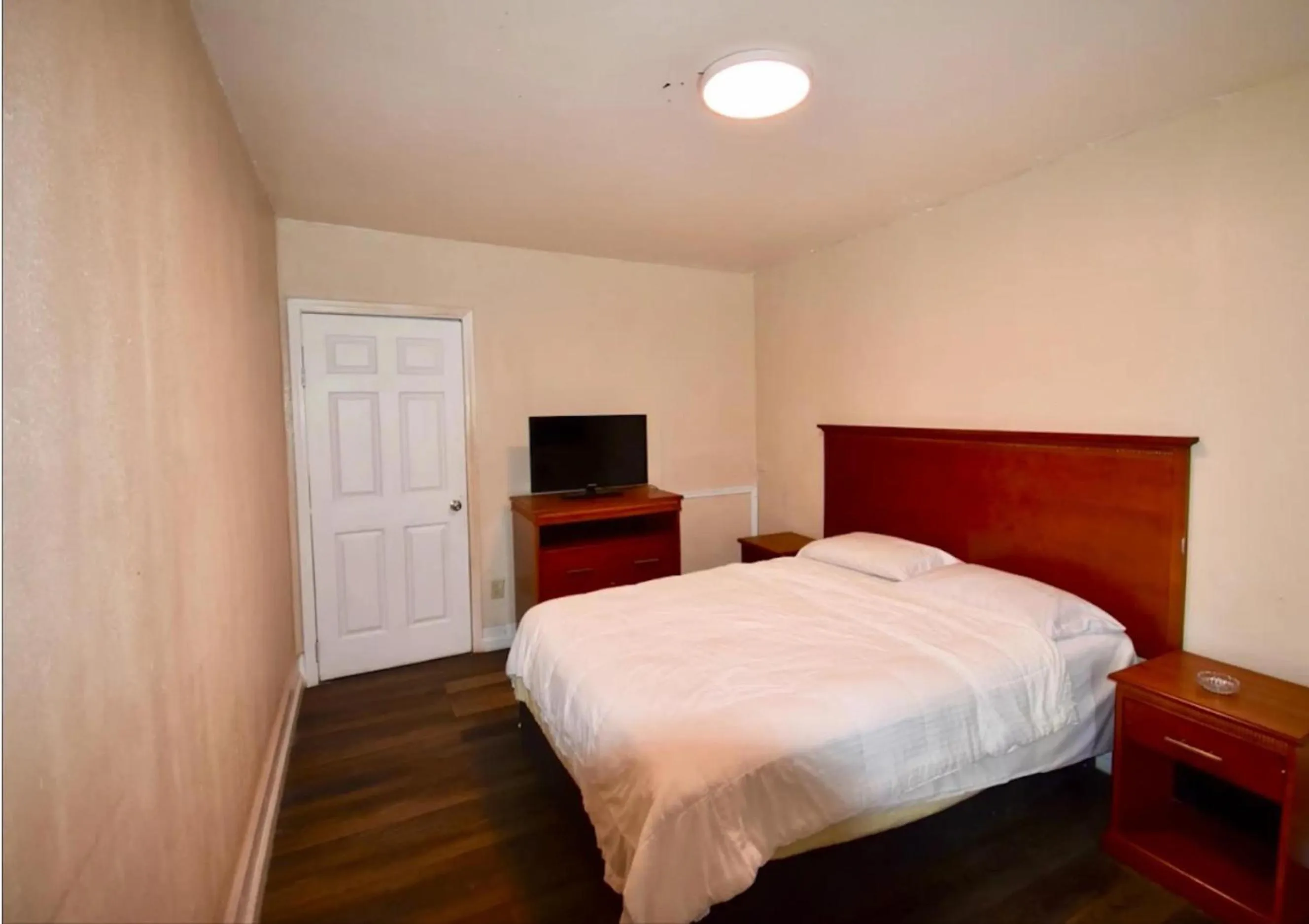 Bedroom, Bed in Motel 19 By Capital O Baytown I-10