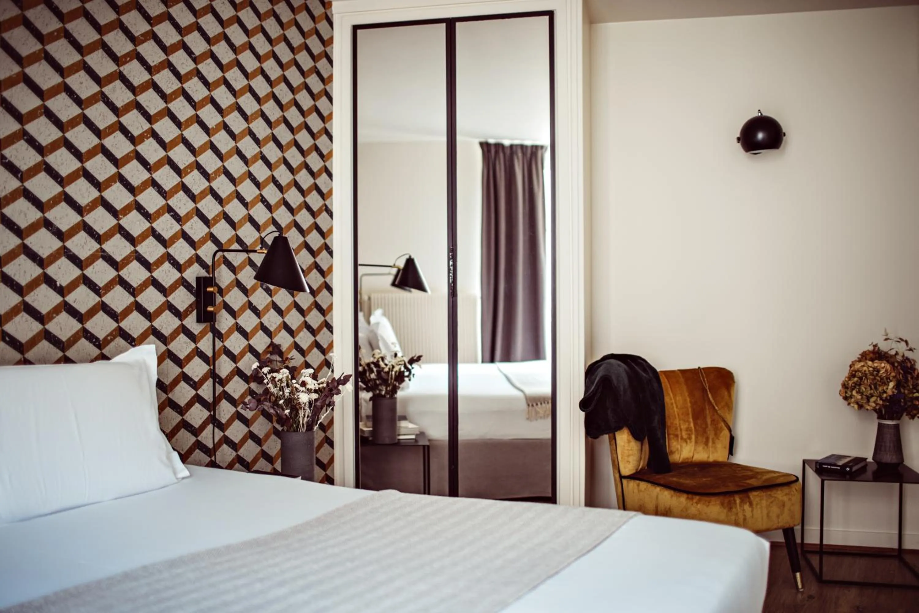 Bedroom, Bed in Hotel Monsieur Helder