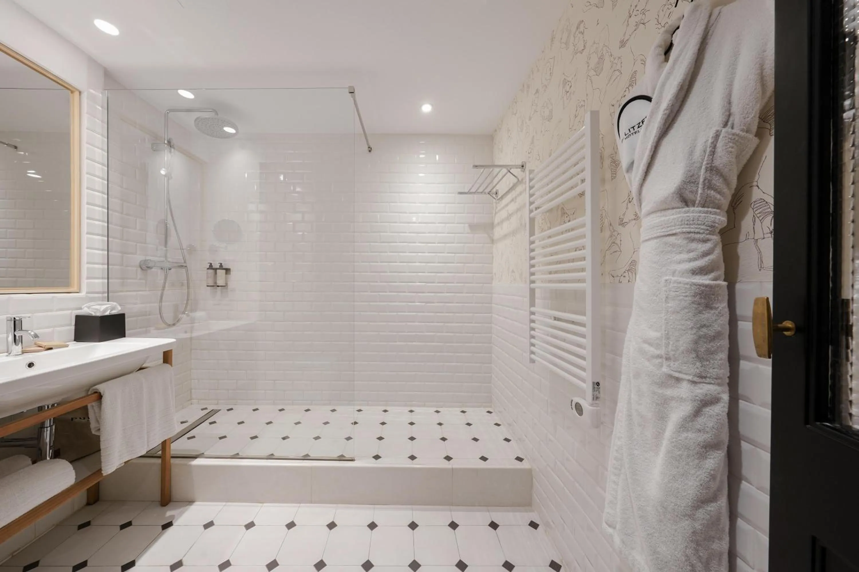 Bathroom in Hotel Pulitzer Paris