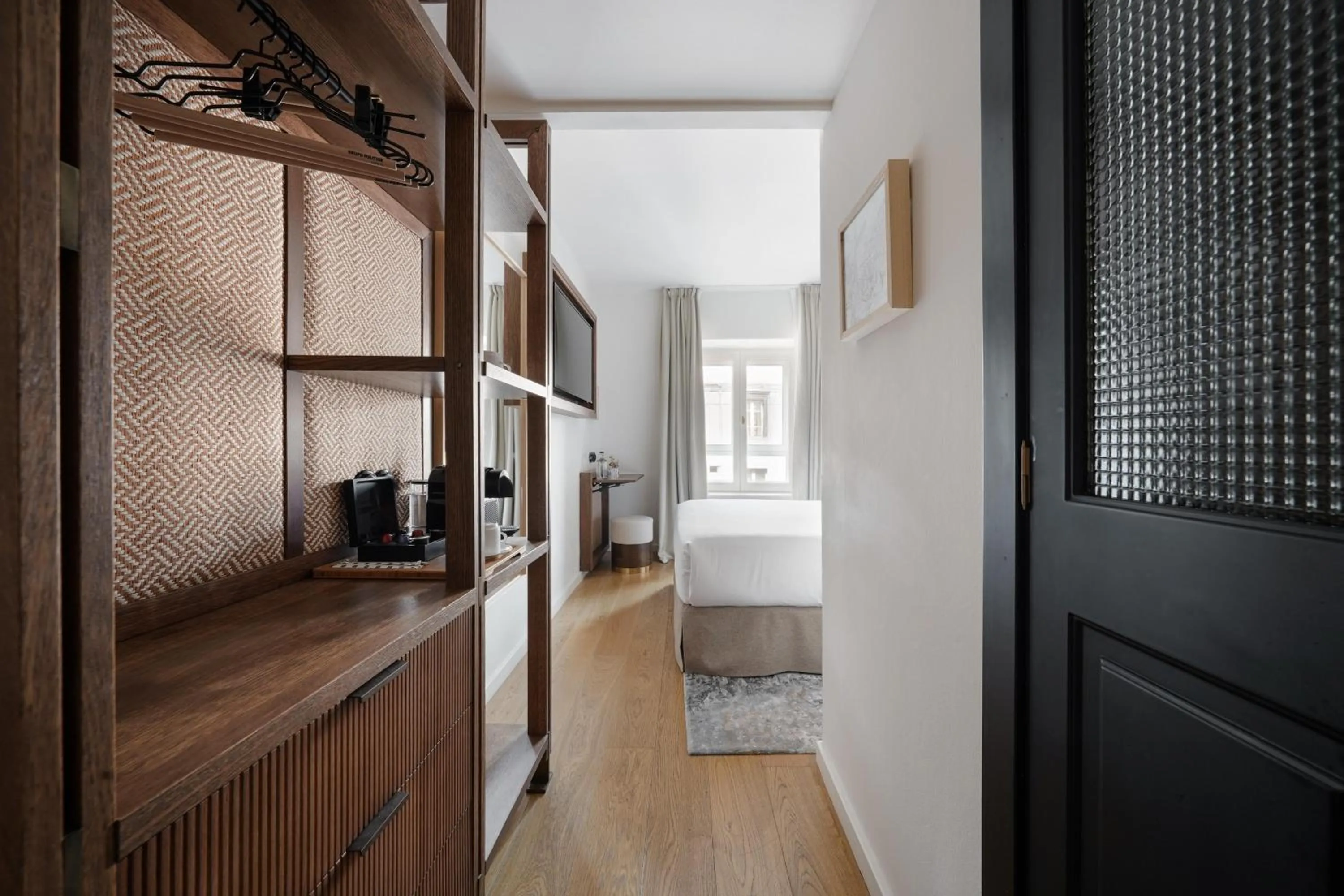 Photo of the whole room in Hotel Pulitzer Paris