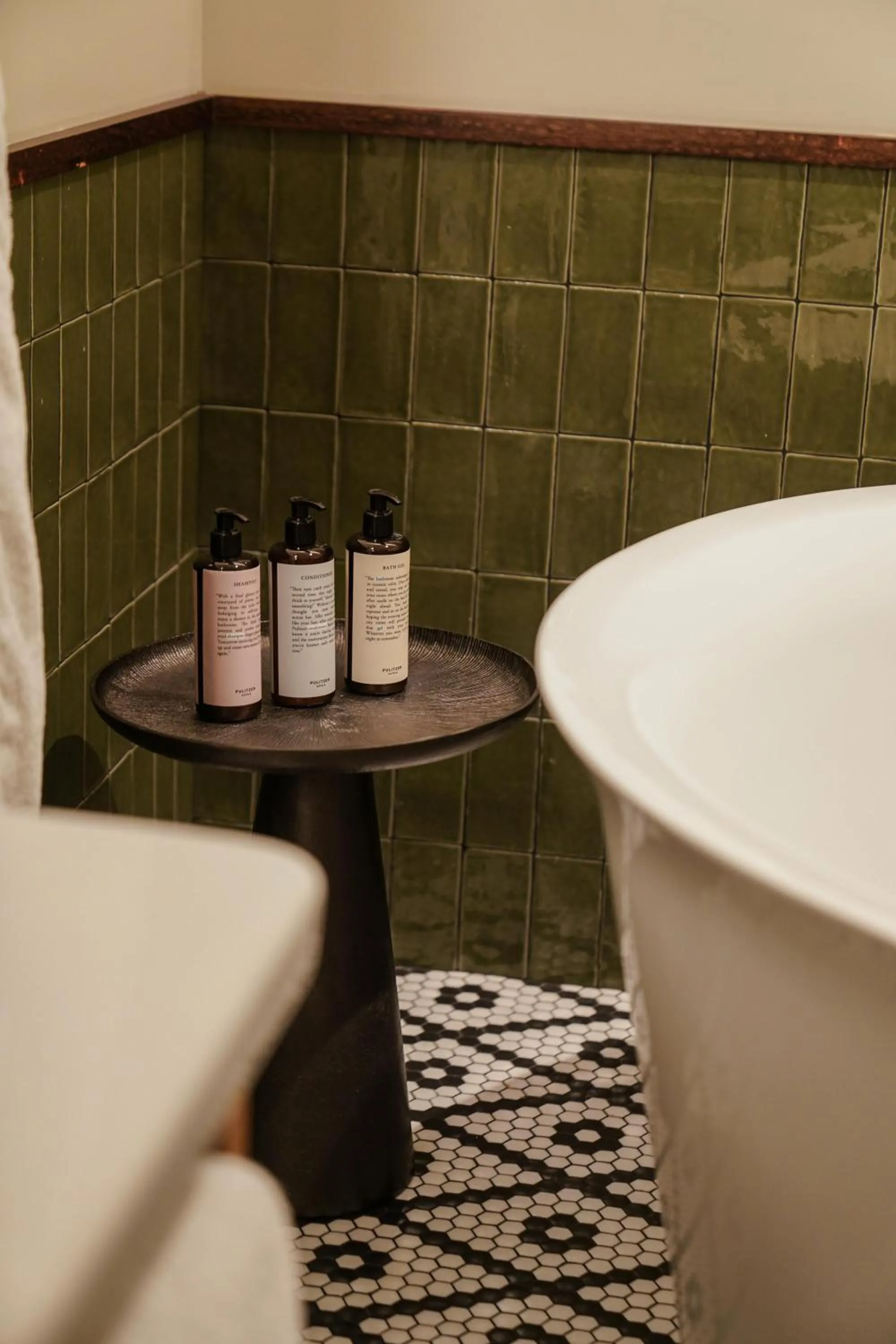 Bathroom in Hotel Pulitzer Paris