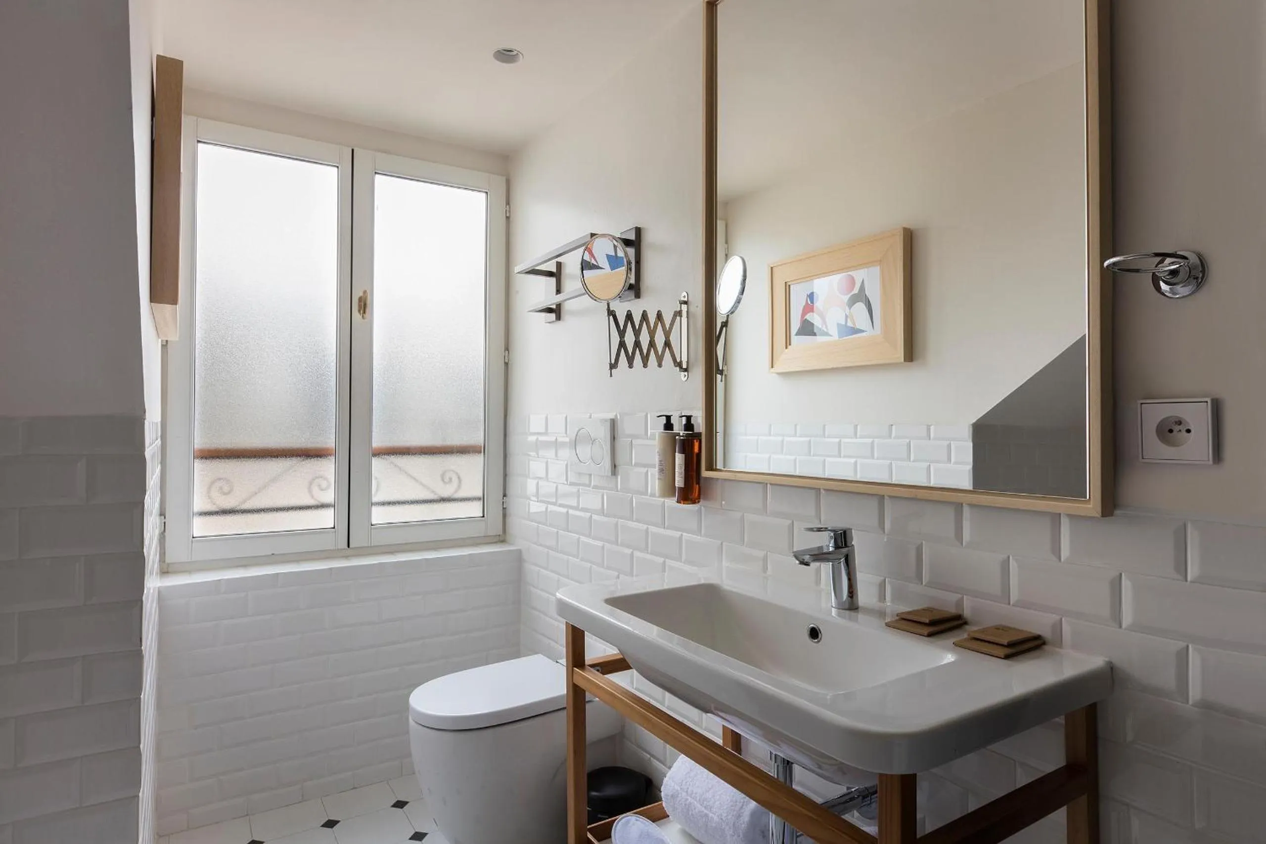 Bathroom in Hotel Pulitzer Paris