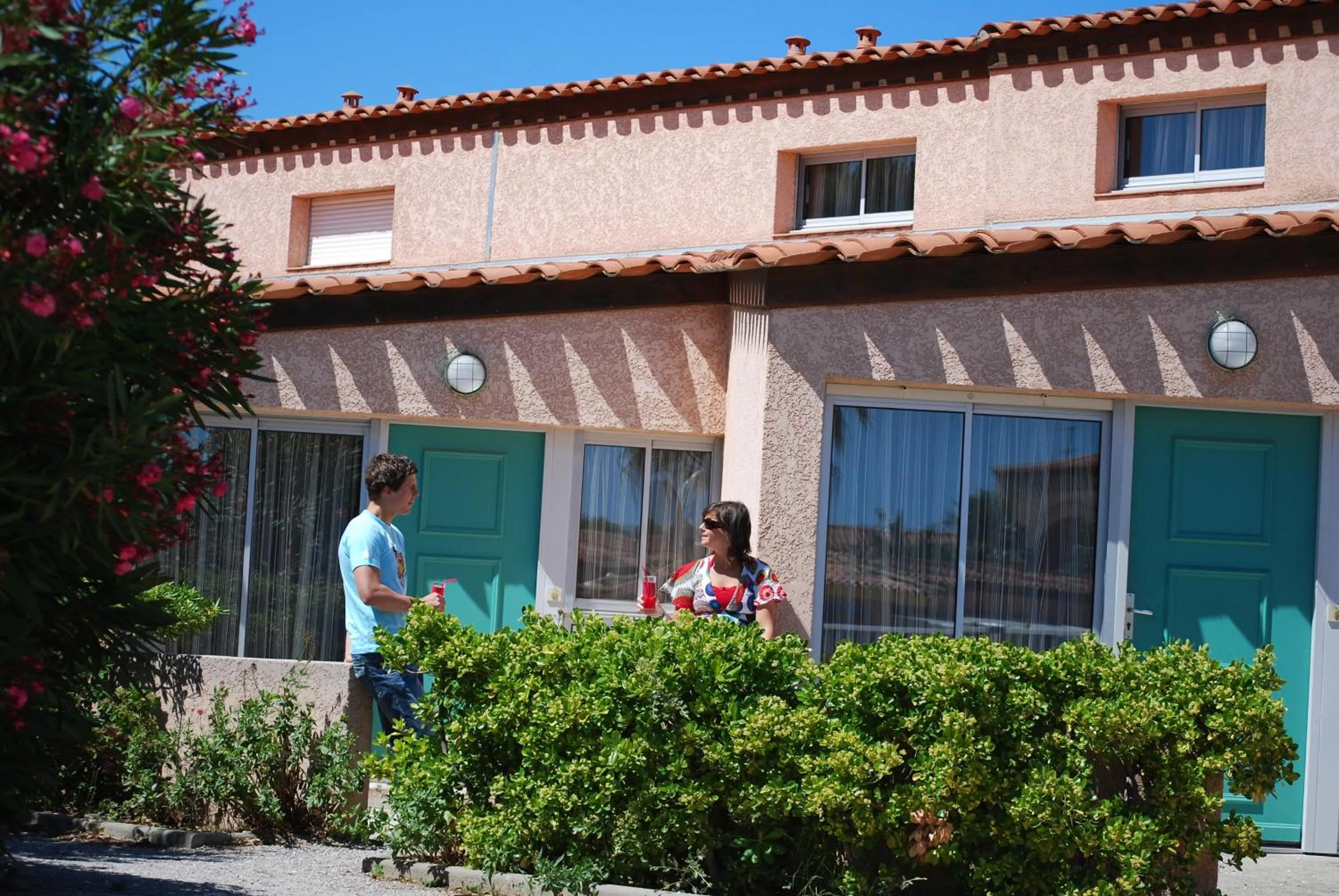 Facade/entrance in Lagrange Grand Bleu Vacances – Résidence Les Jardins de Neptune