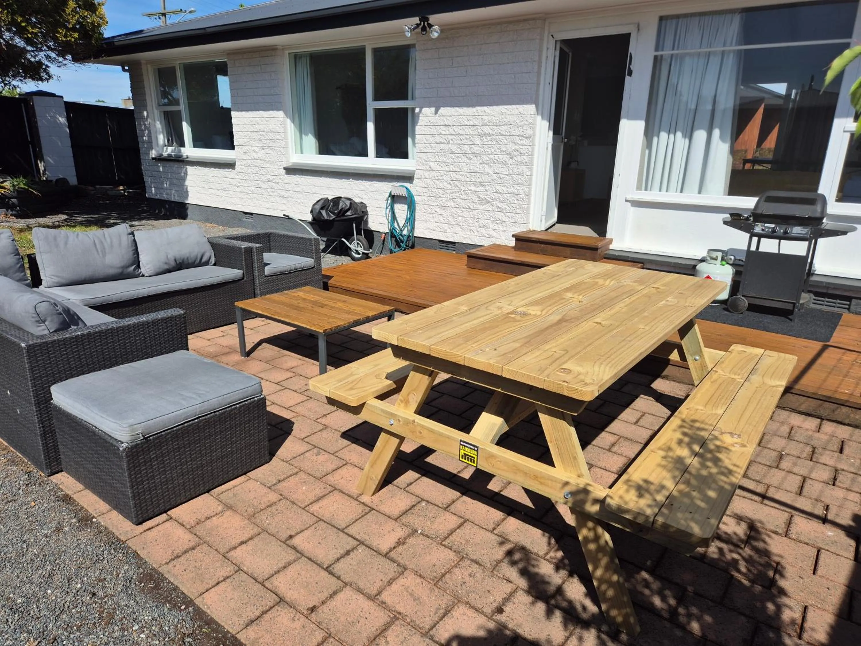 Patio in Kaikōura Peaks eMotel