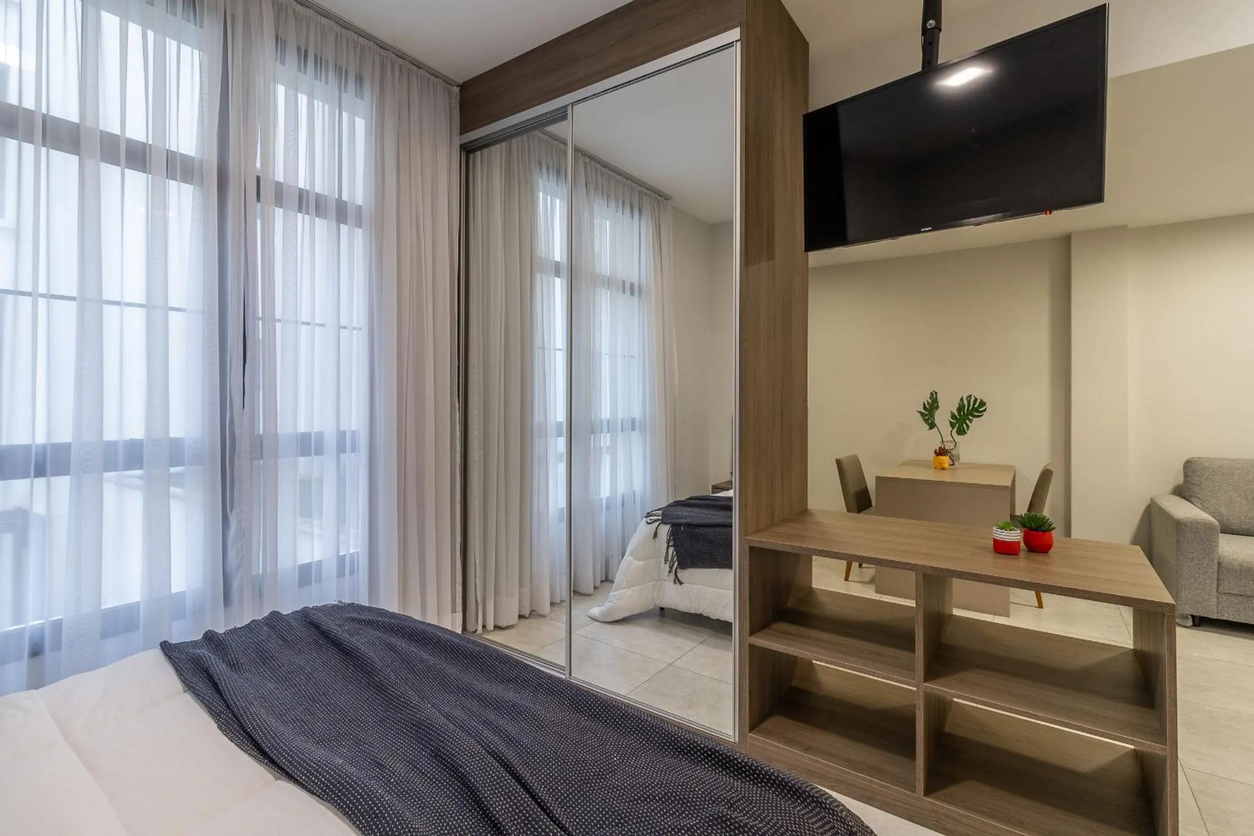 Photo of the whole room, Bed in Jacques Pilon Residence