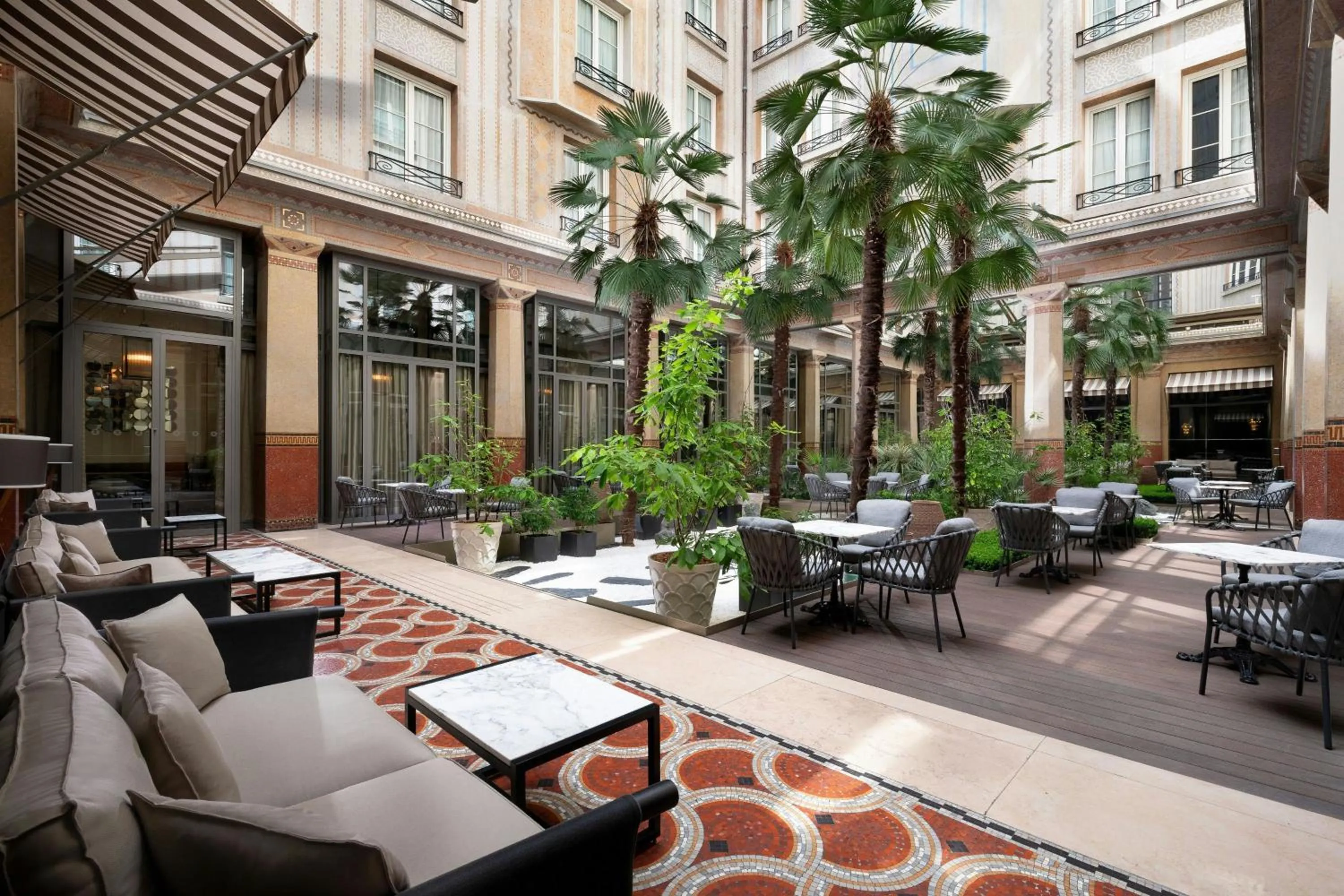 Other in Prince de Galles, a Luxury Collection hotel, Paris