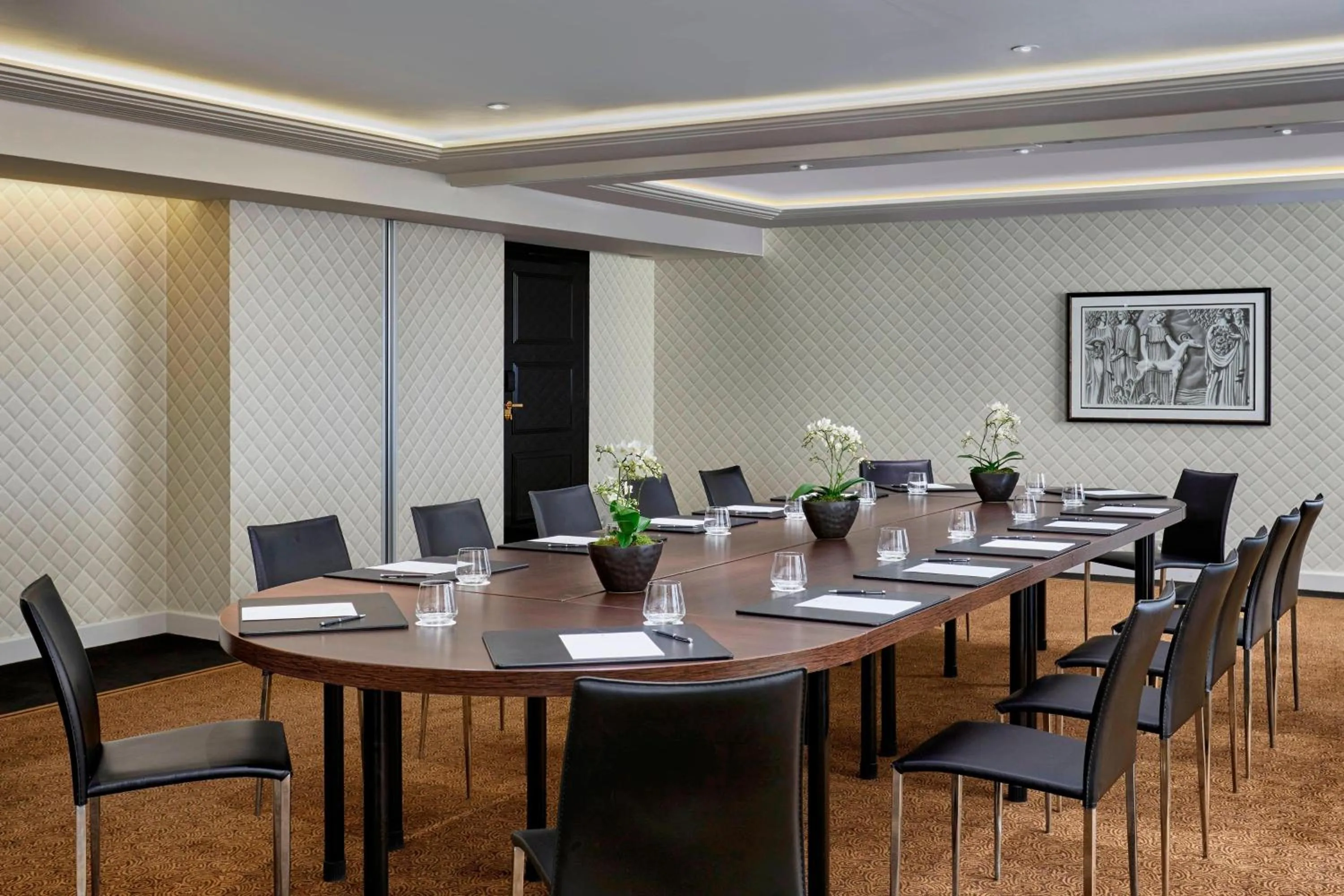 Meeting/conference room in Prince de Galles, a Luxury Collection hotel, Paris