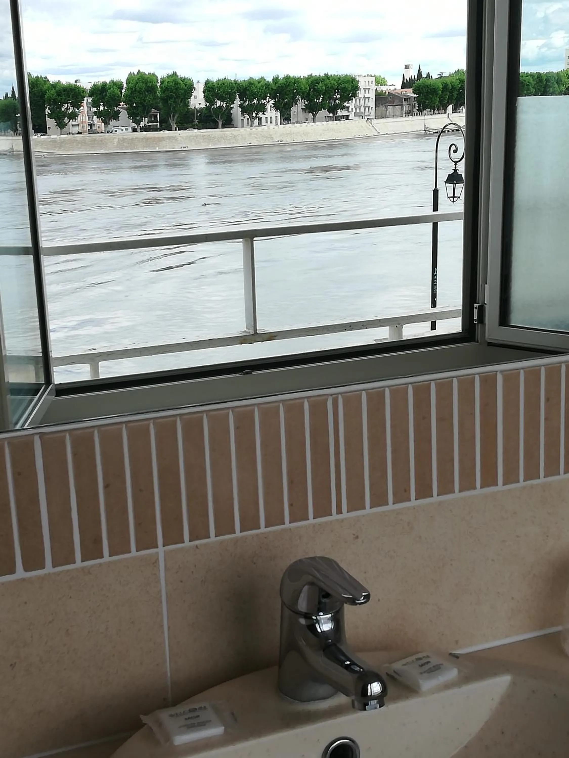 River view in Le Régence