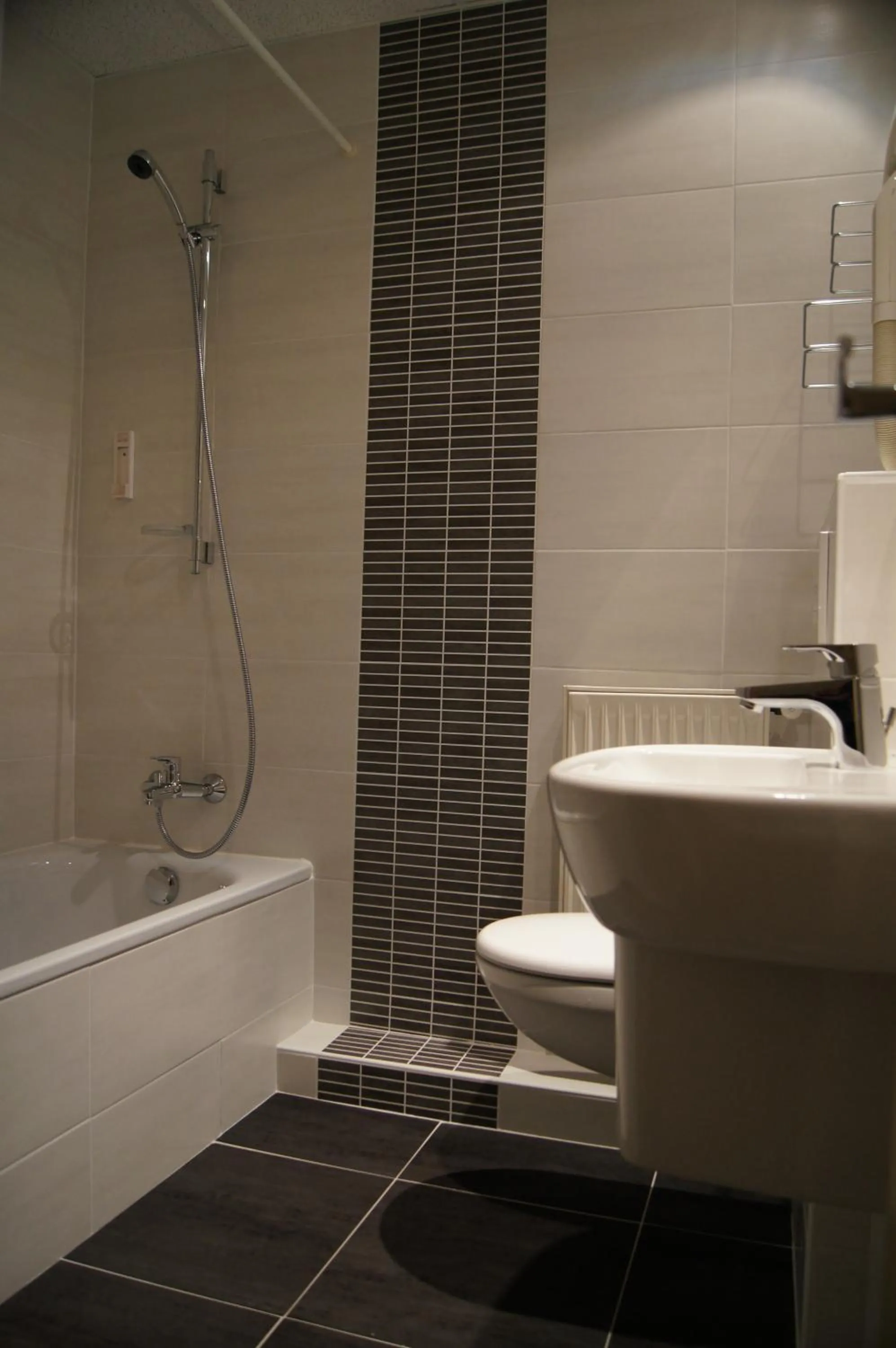 Bathroom in Le Régence