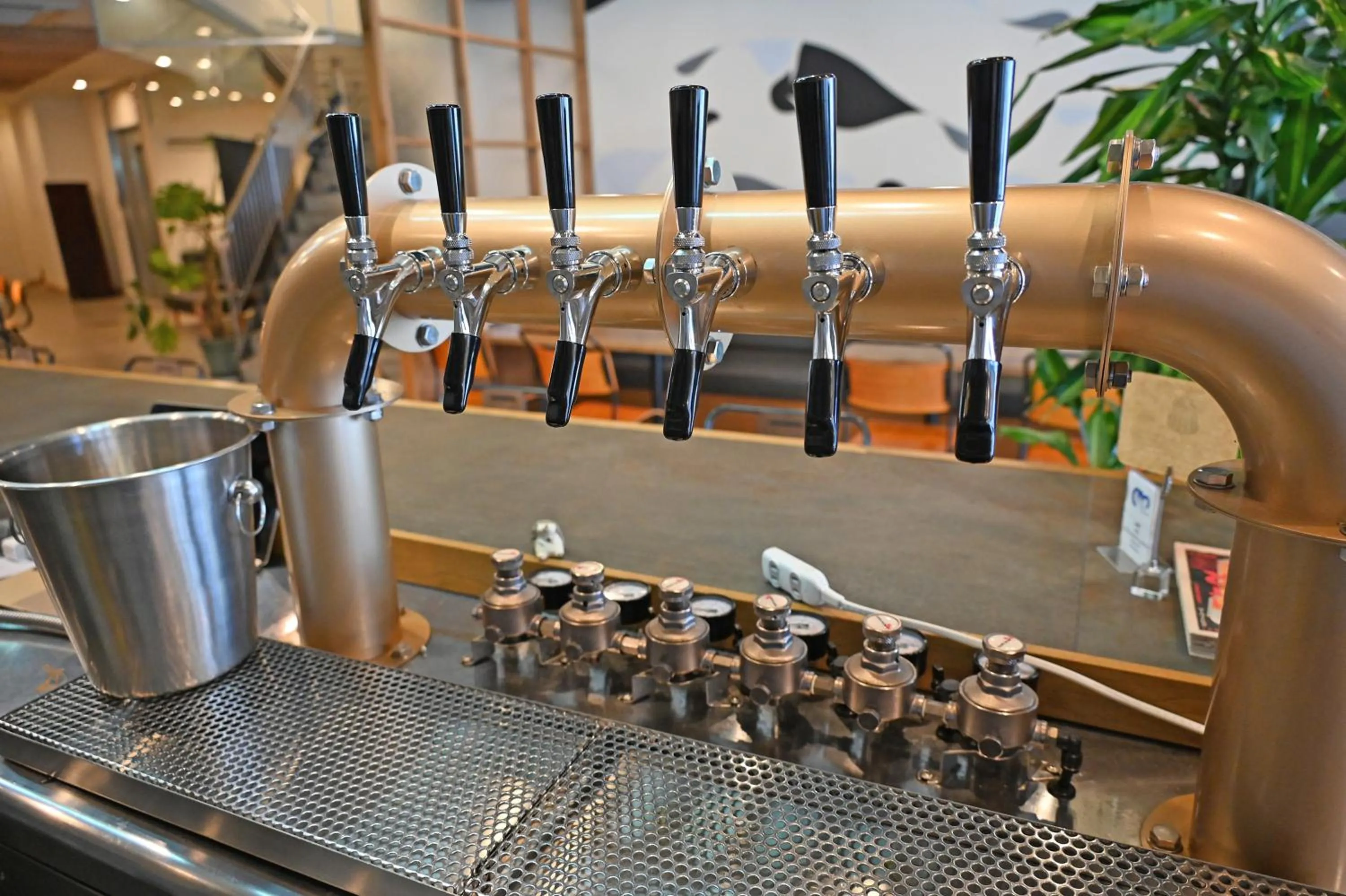 Lounge or bar in Mash Cafe & Bed NAGANO