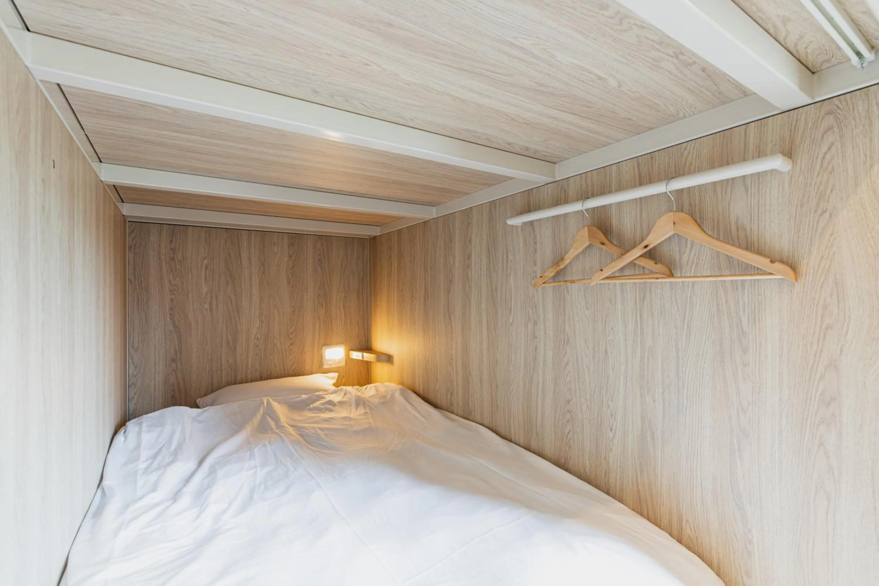 Bedroom, Bed in Mash Cafe & Bed NAGANO