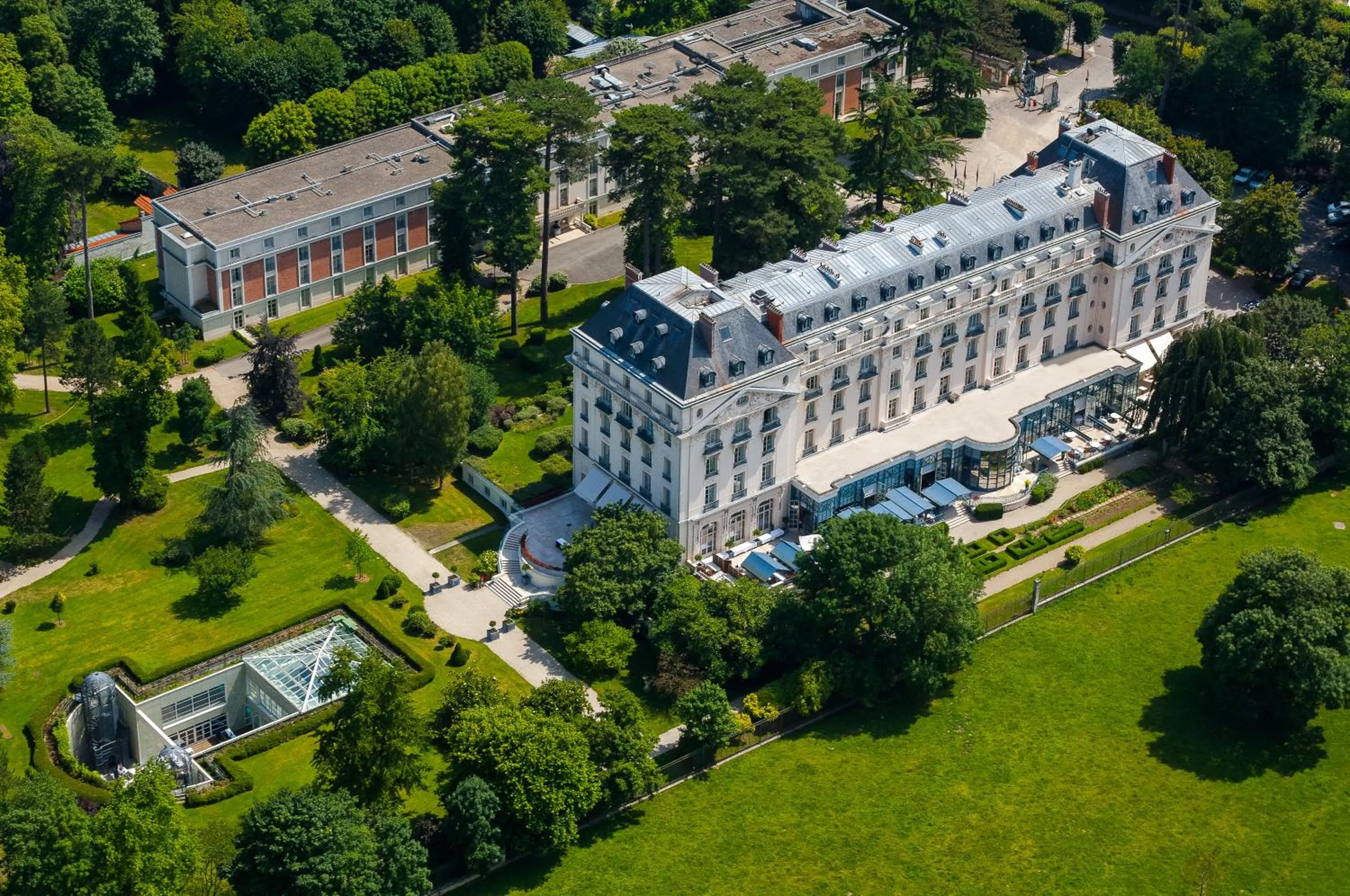 Property building in Waldorf Astoria Versailles - Trianon Palace